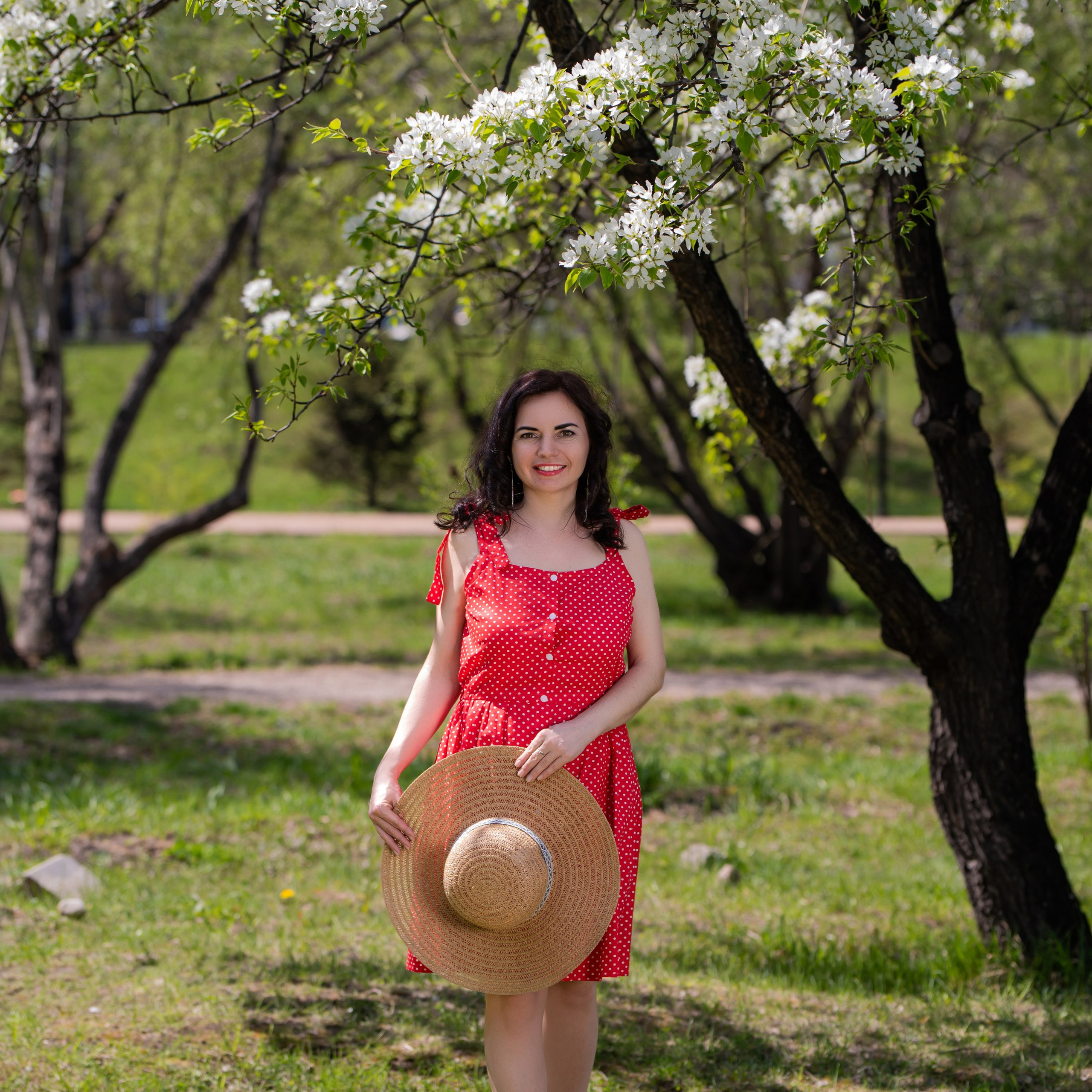 Фэмилилук платье красное в горошек