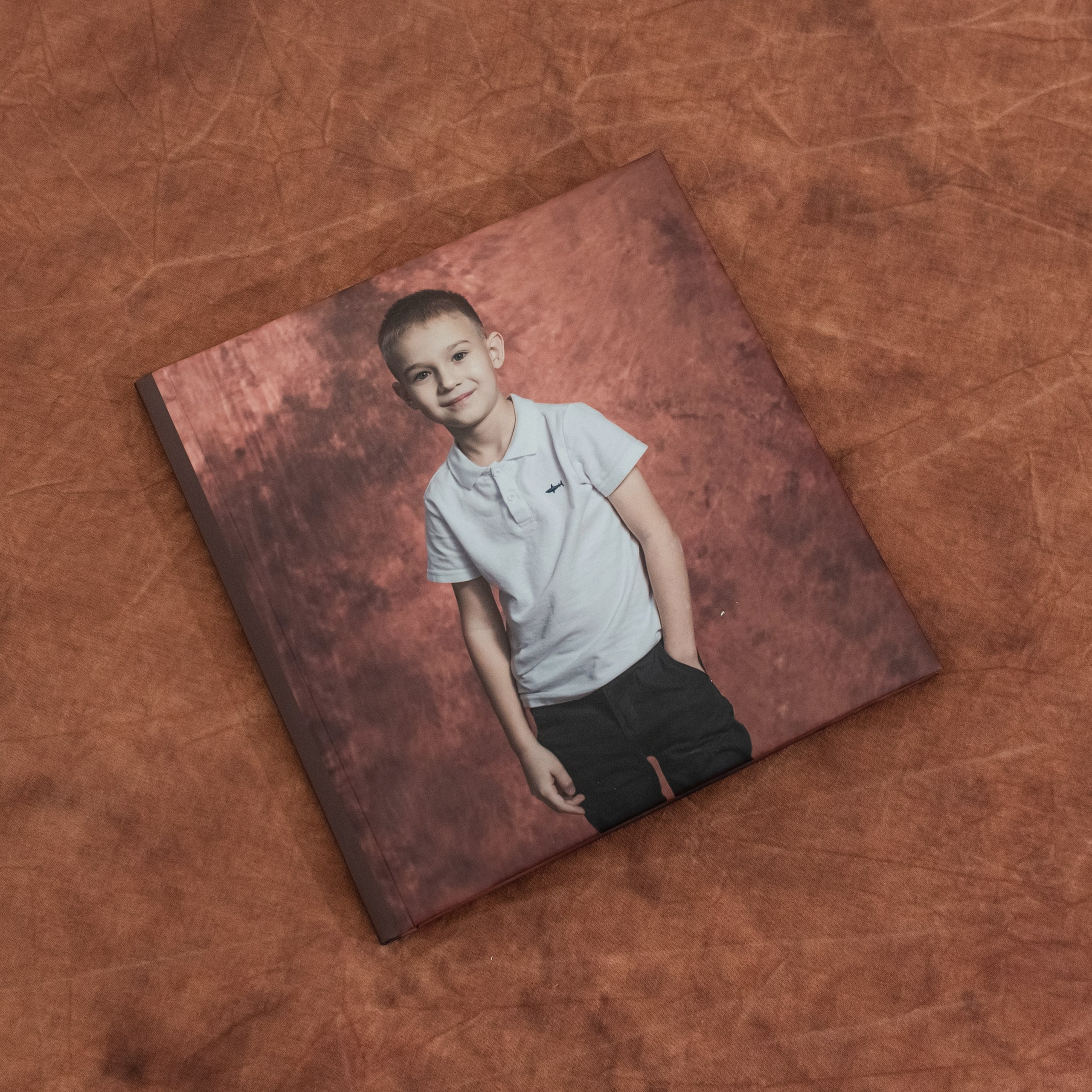 Квадрат Коричневый