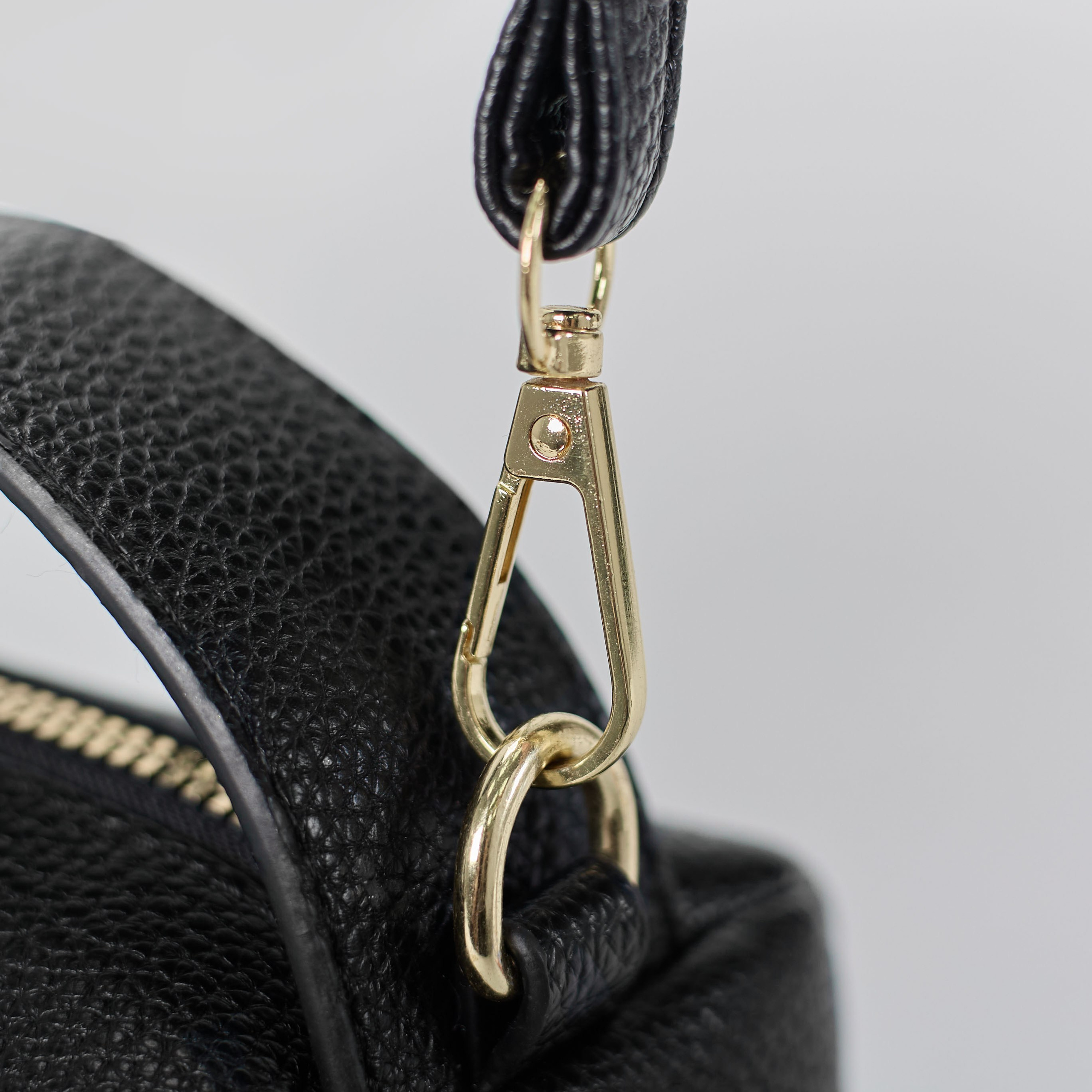 Сумки. Предметный фотограф во Владивостоке