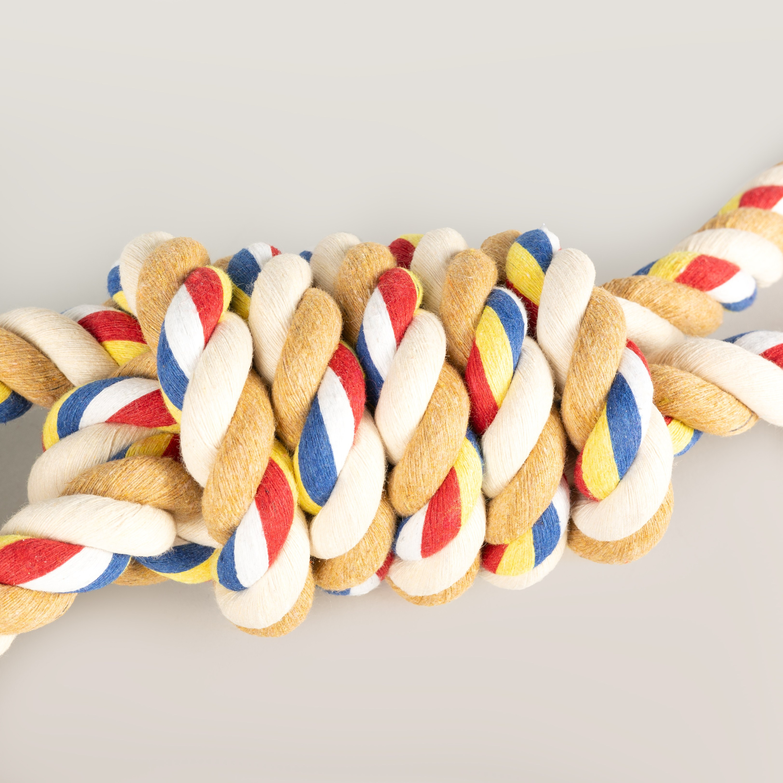 Товары для животных. Предметный фотограф во Владивостоке