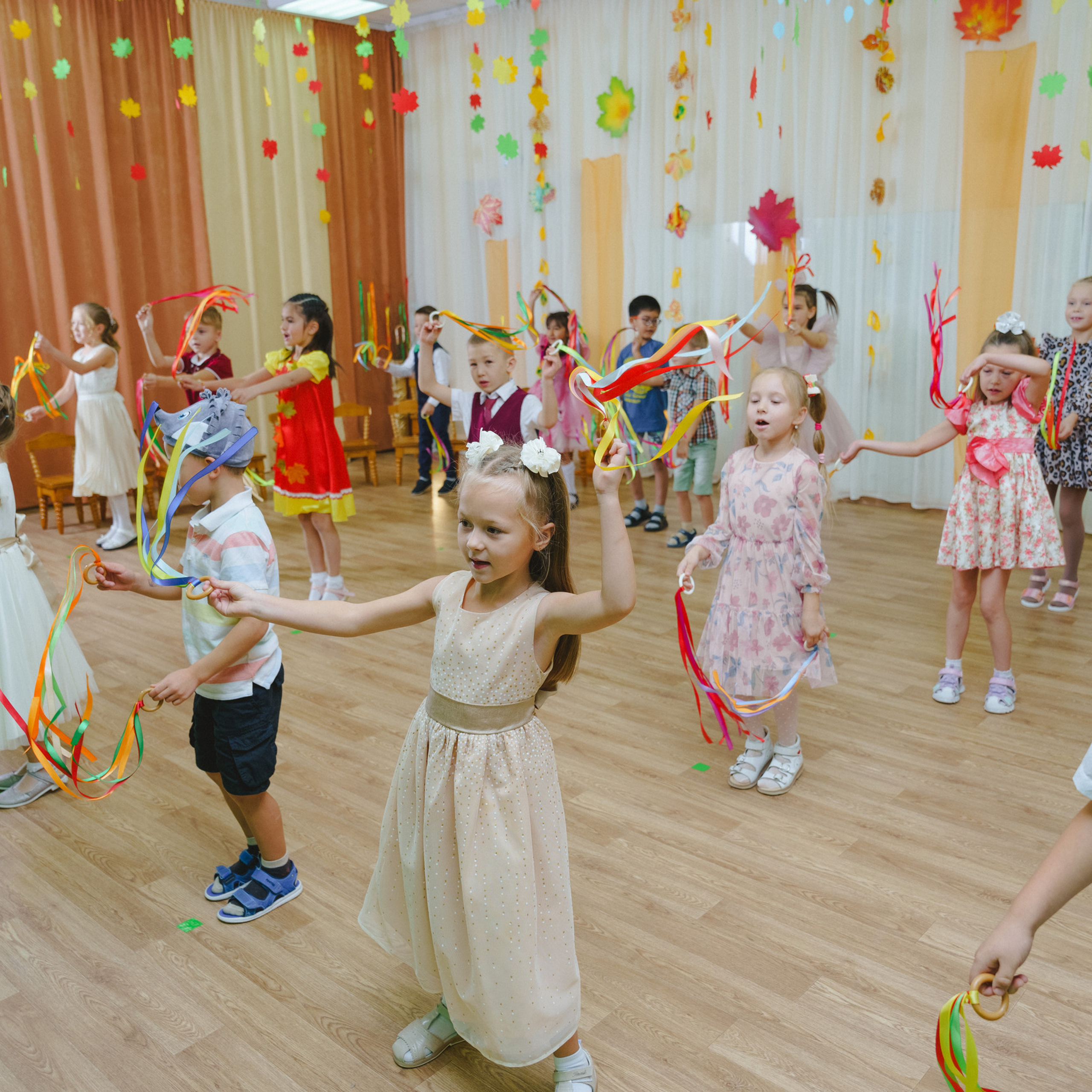 Праздник осени. Фотограф в детский сад в Екатеринбурге, выпускные альбомы Юлия Умерова