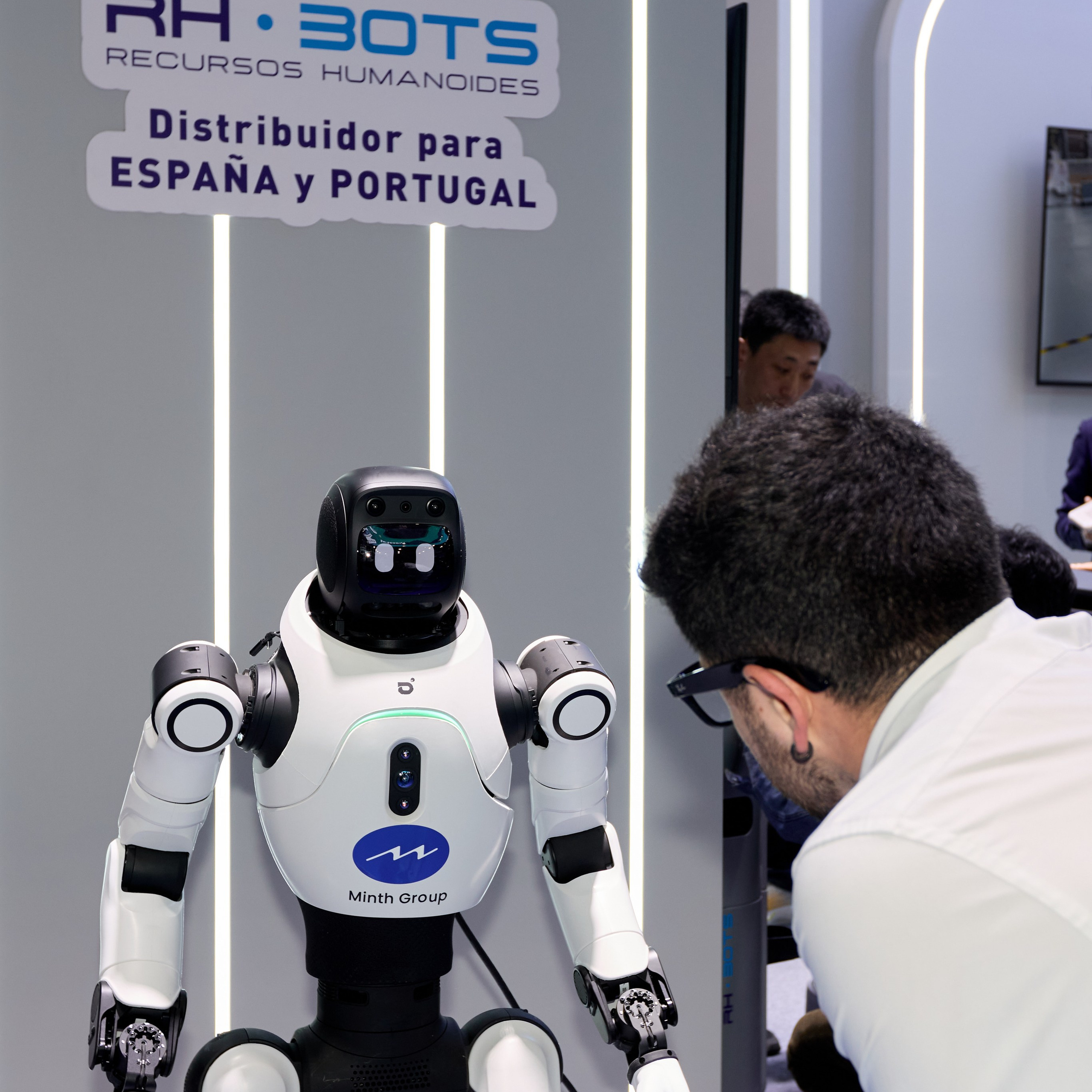 Agibot for MWC 2026