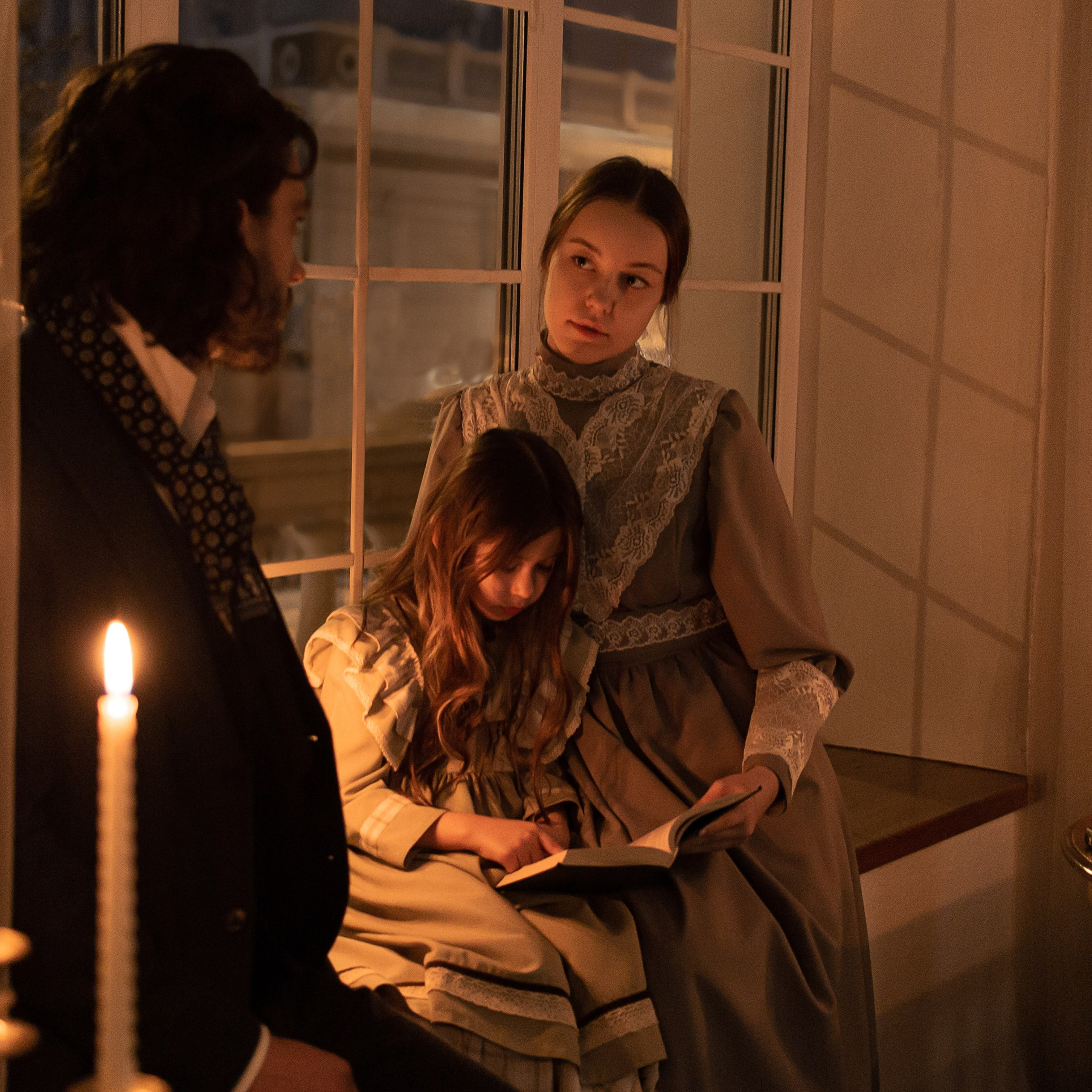 Страницы и свечи