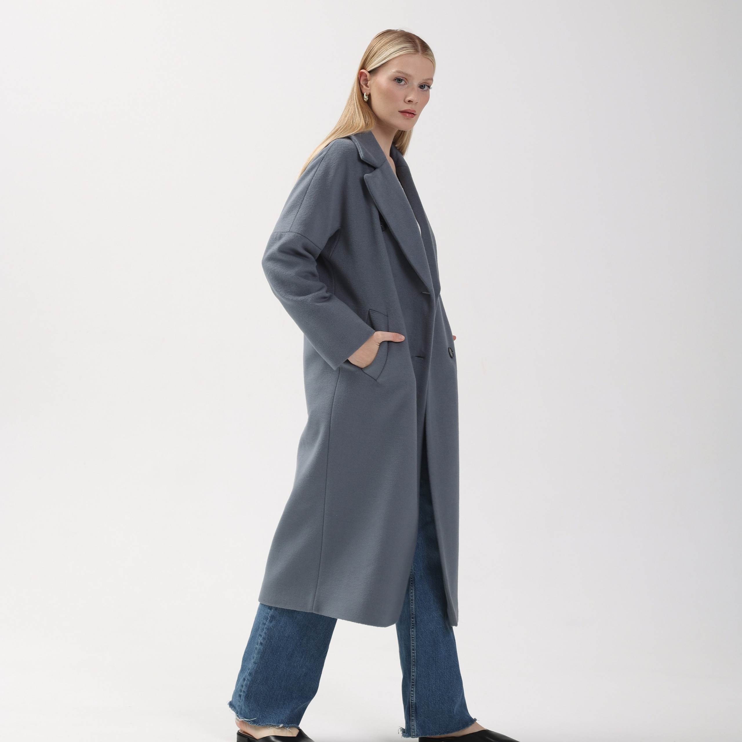 Каталог пальто. Abramova Julia — Фотограф