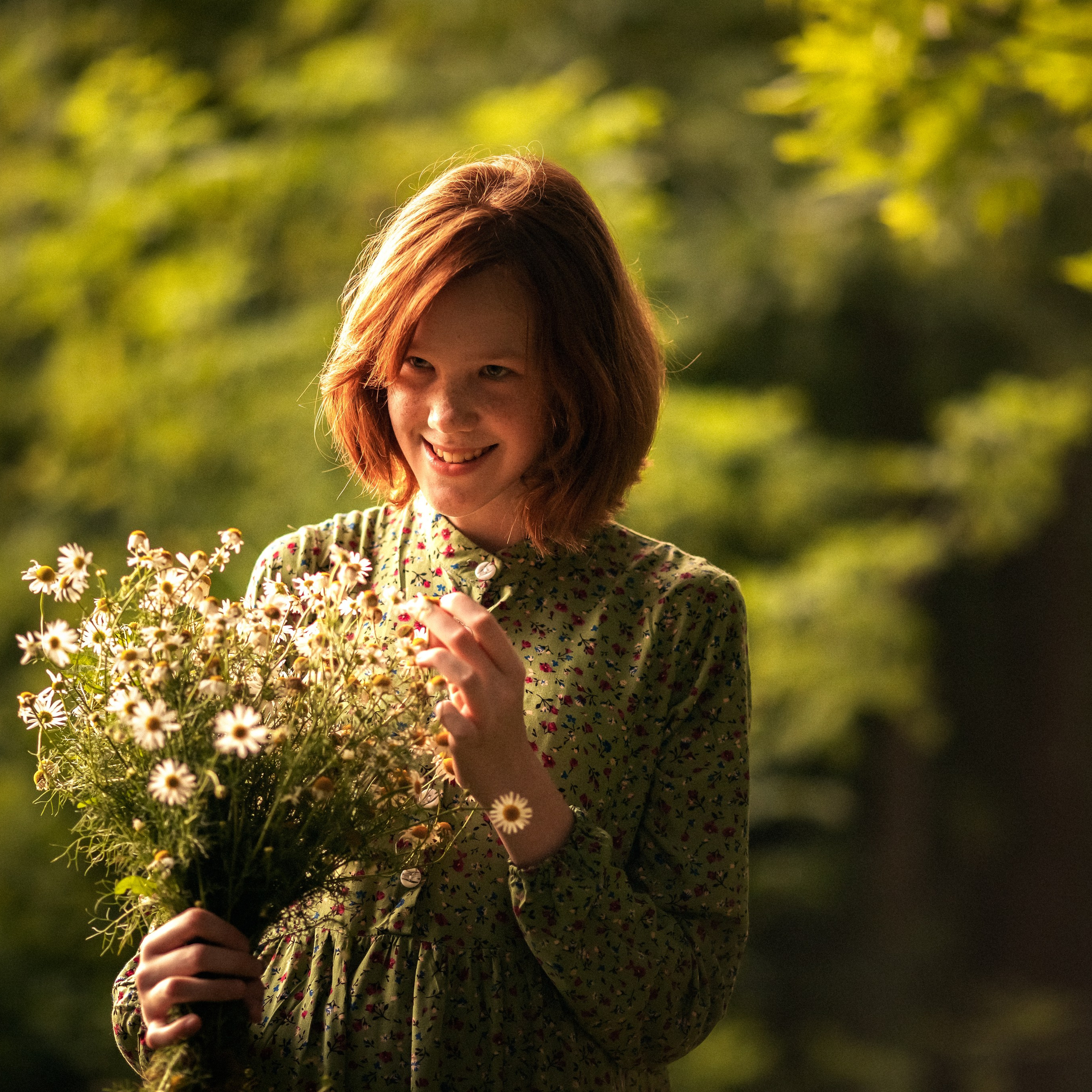 Летняя прогулка с ромашками