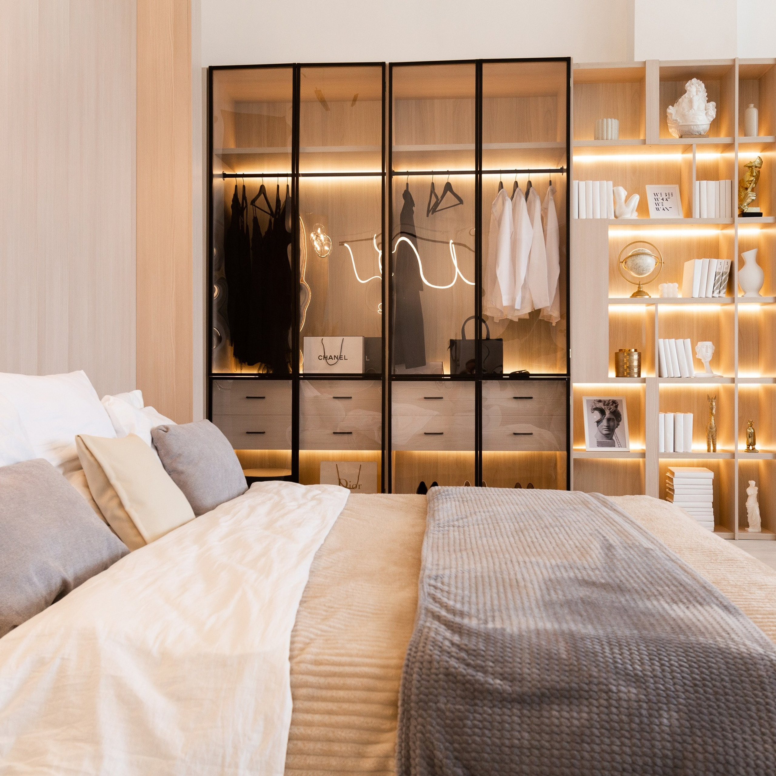 FREEDOM PHOTOSTUDIO. Фотограф — видеограф Галактионов Максим Новосибирск