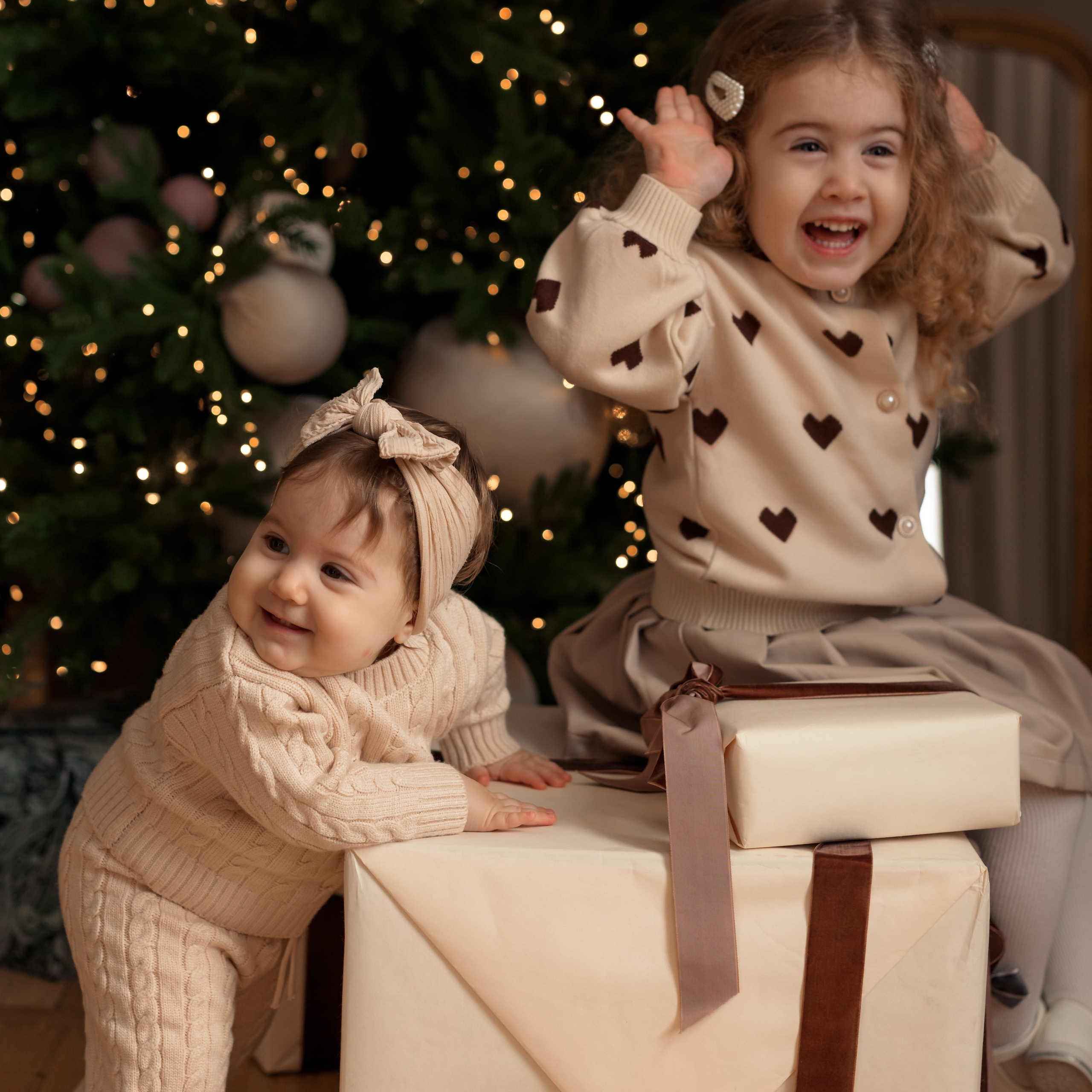 Папа, мама и две доченьки