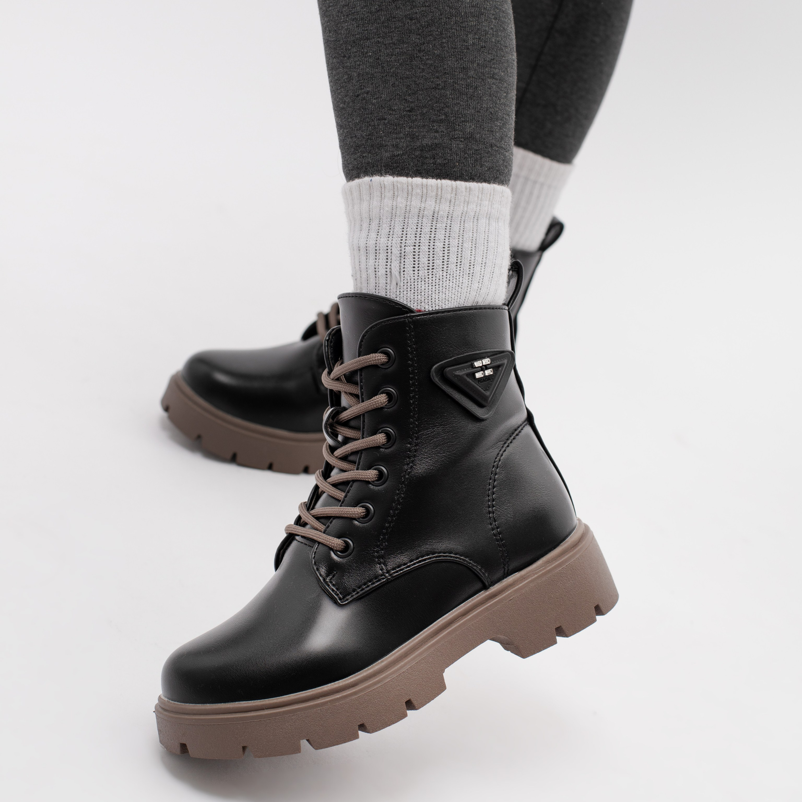 Ботинки для девочки