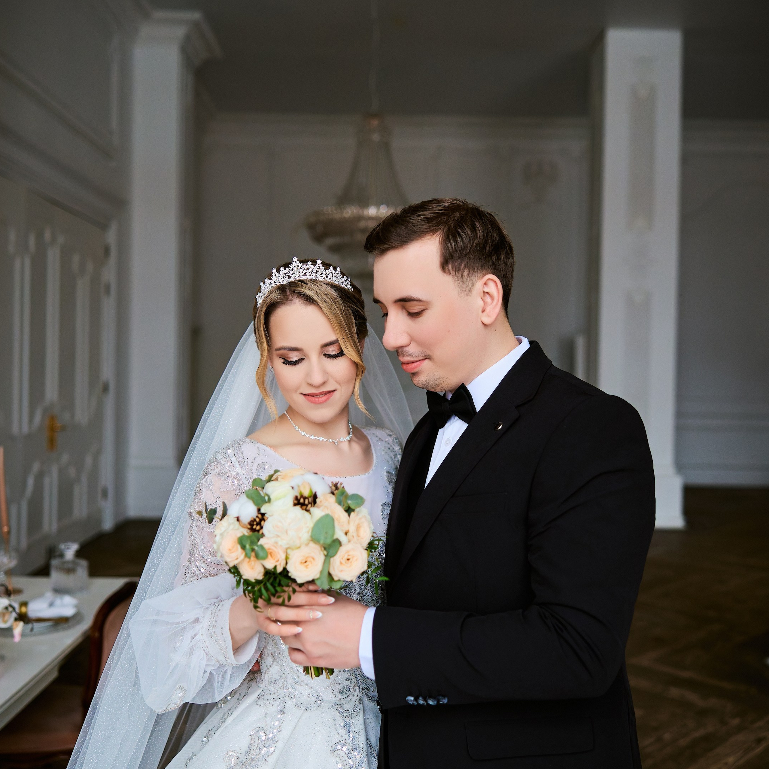 В и А (январь 2025)