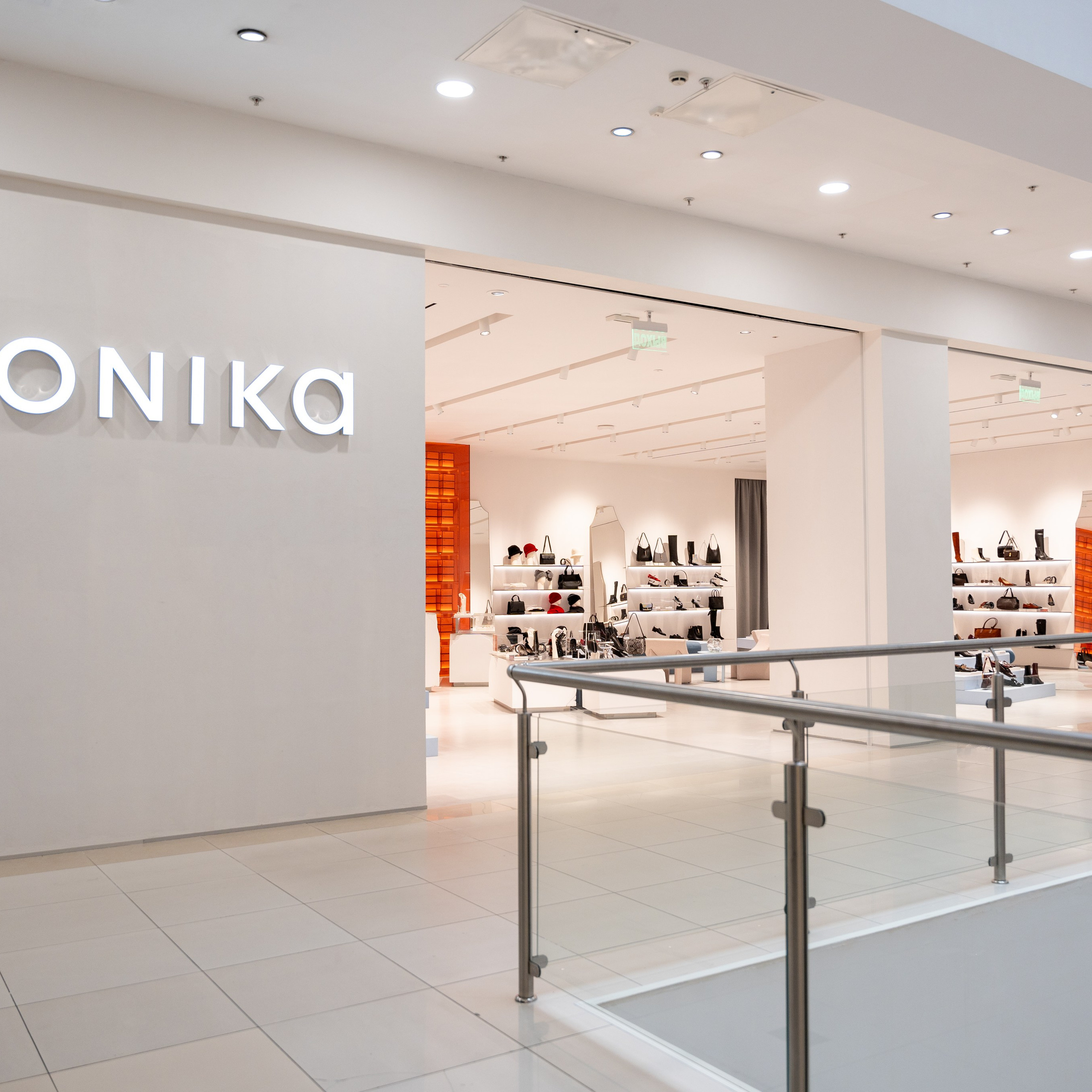 Интерьерная фотосъемка магазина бренда Ekonika в Краснодаре