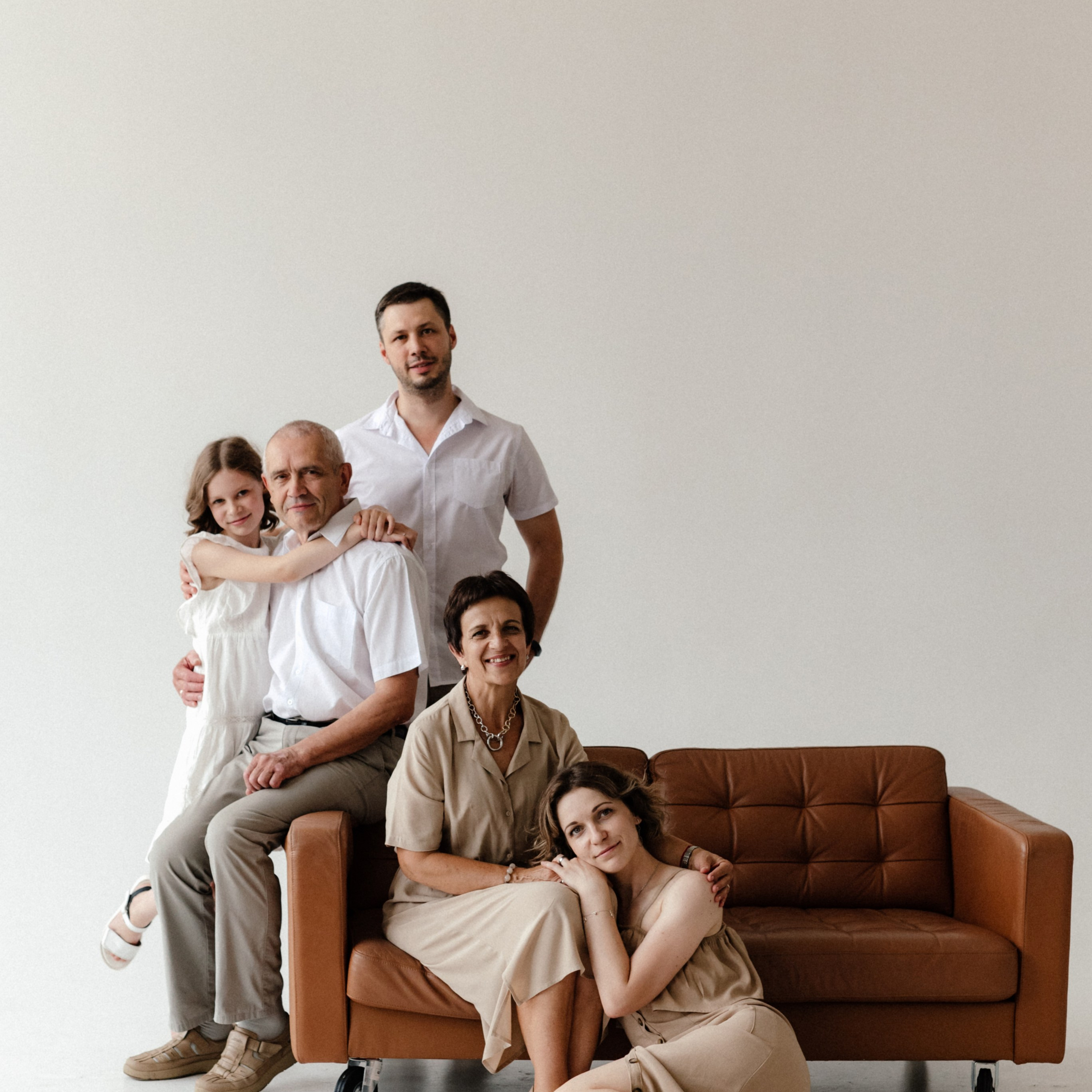 Оксана и ее семья. Студия.