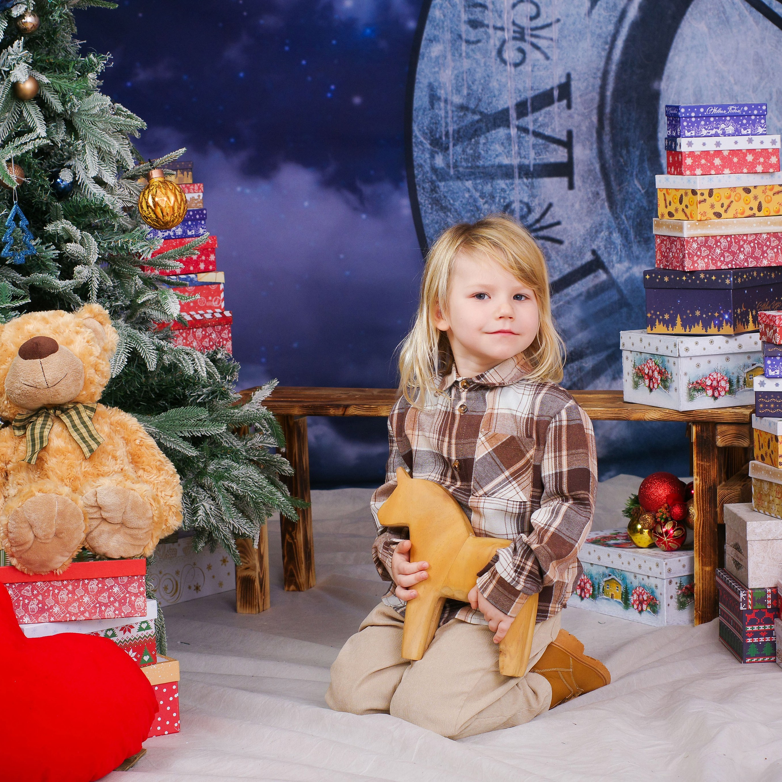 Часы. Детская фотостудия Москва