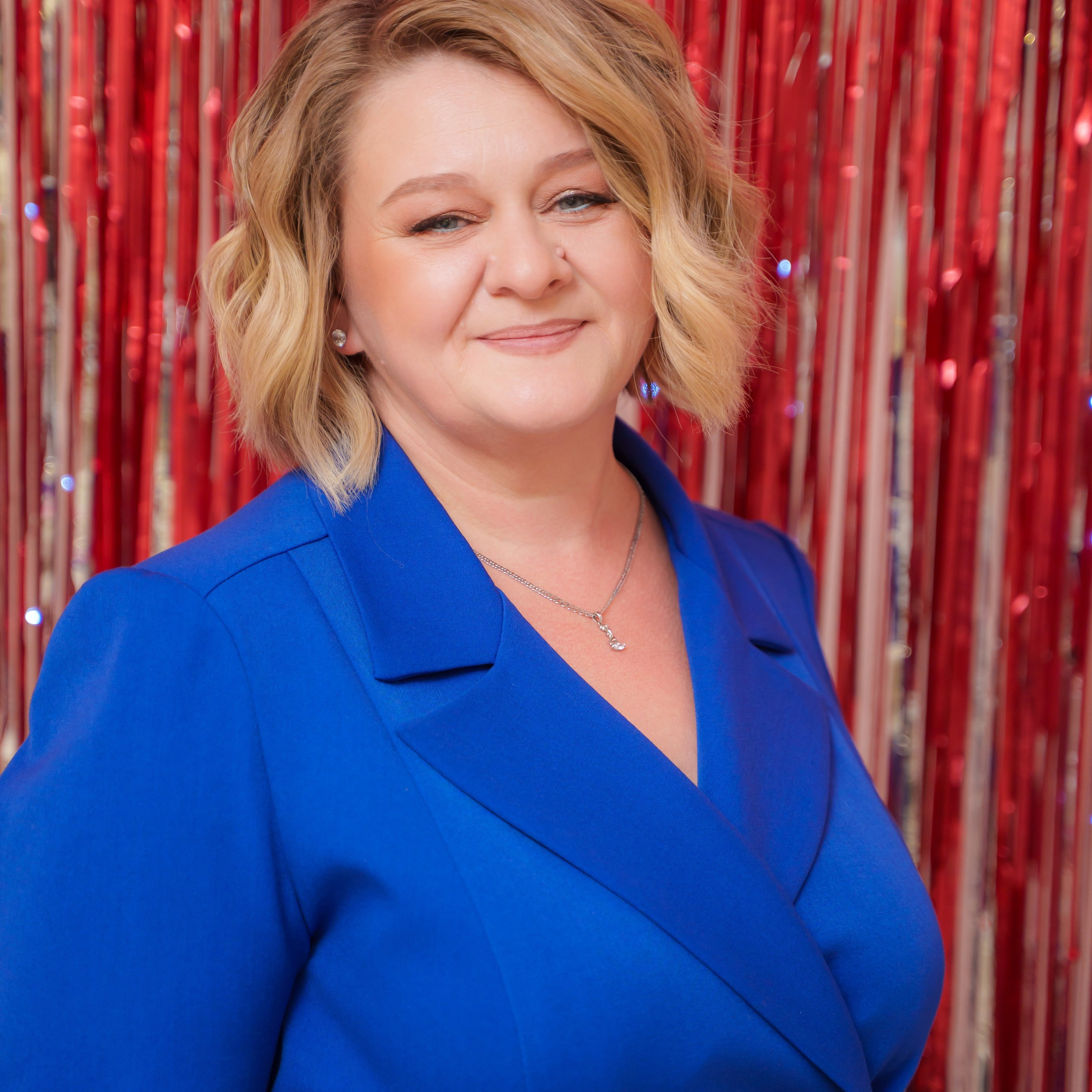 Отзывы о ведущих. Ведущая на свадьбу и любой праздник в Екатеринбурге — Татьяна Овчинникова. Создаю эмоции