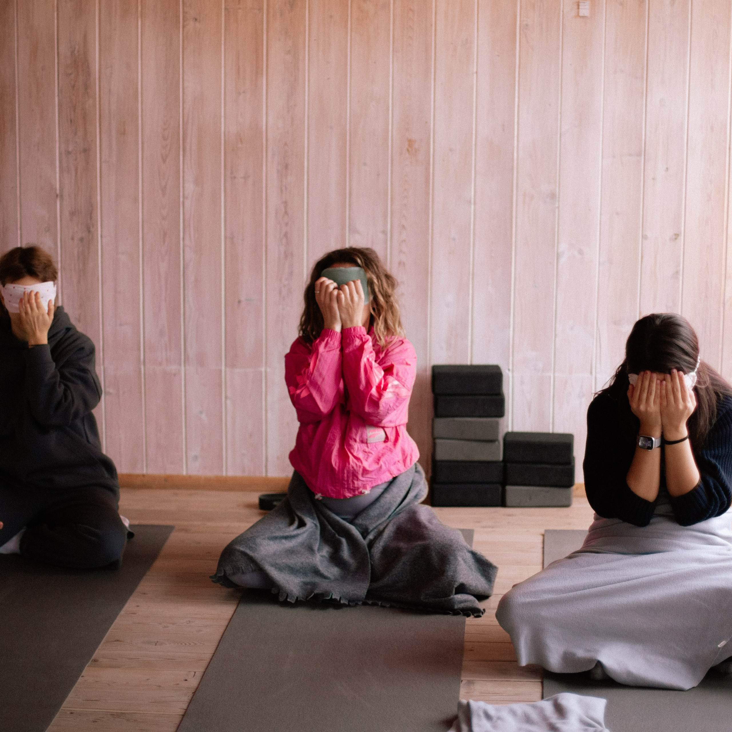 Deep Yoga Weekend Retreat November. Художественный фотограф Екатерина Серова