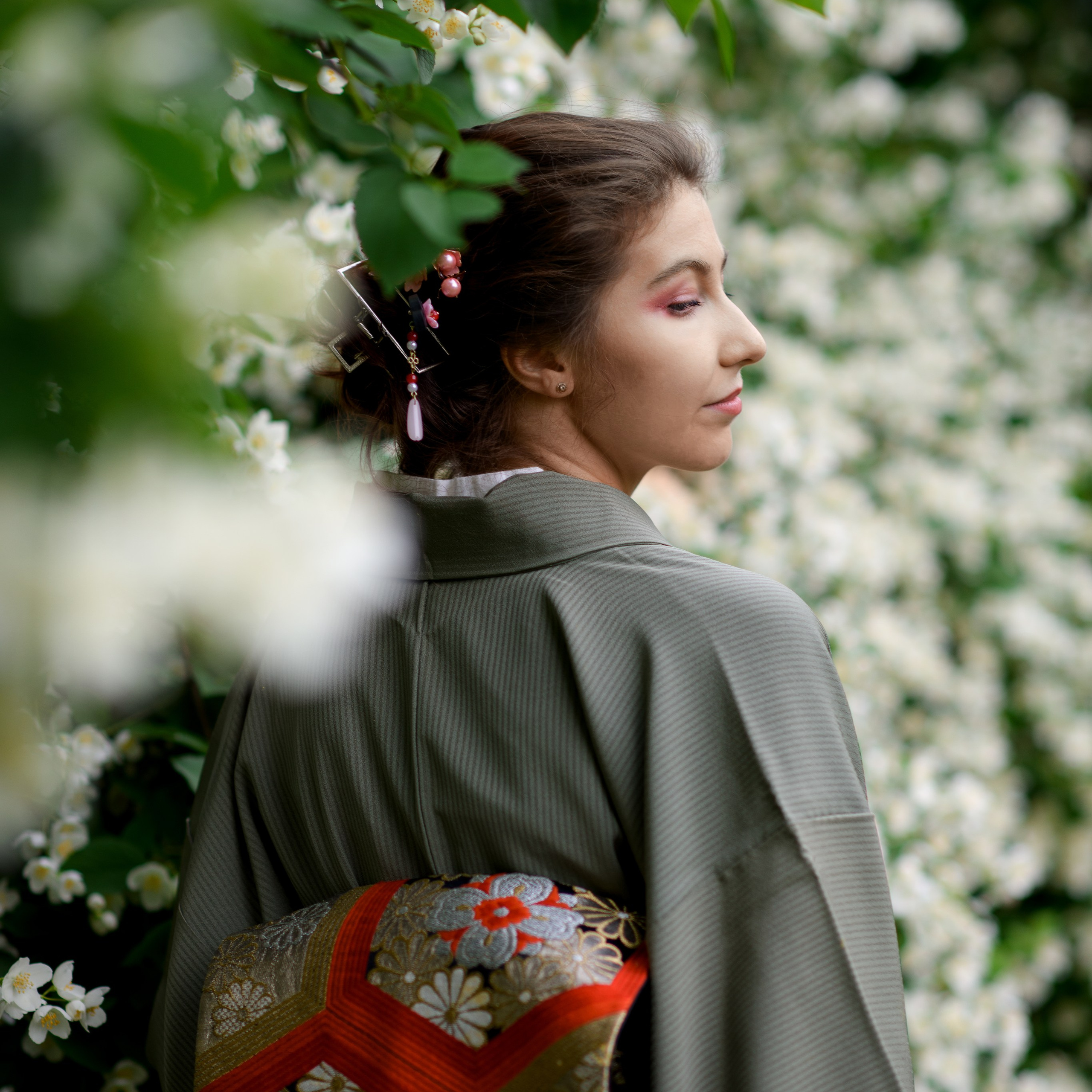 Чубушник в саду им. Баумана, Женя