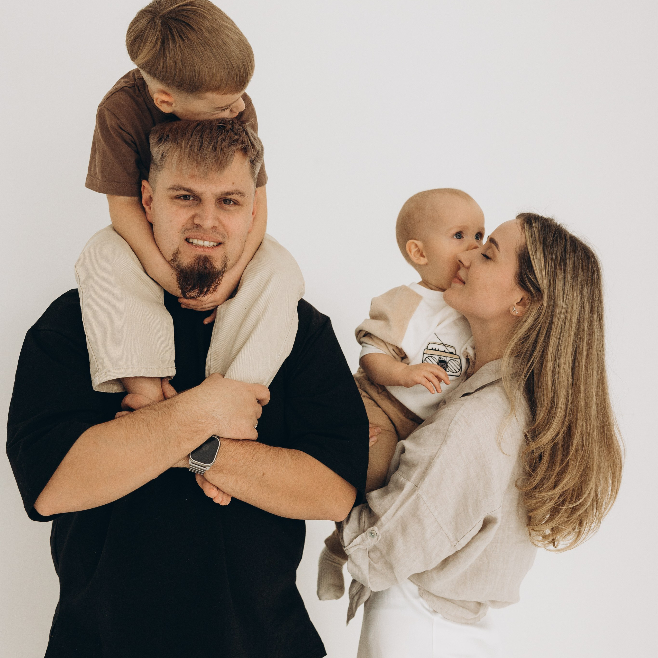 Дарья, Кирилл, Давид и Богдан