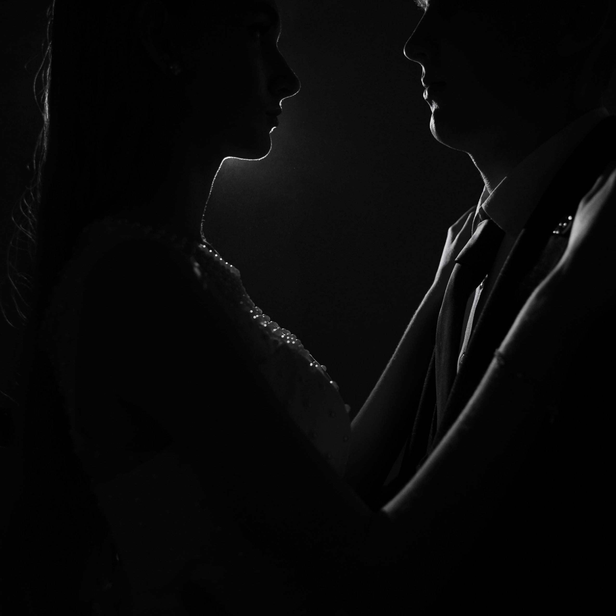A&V