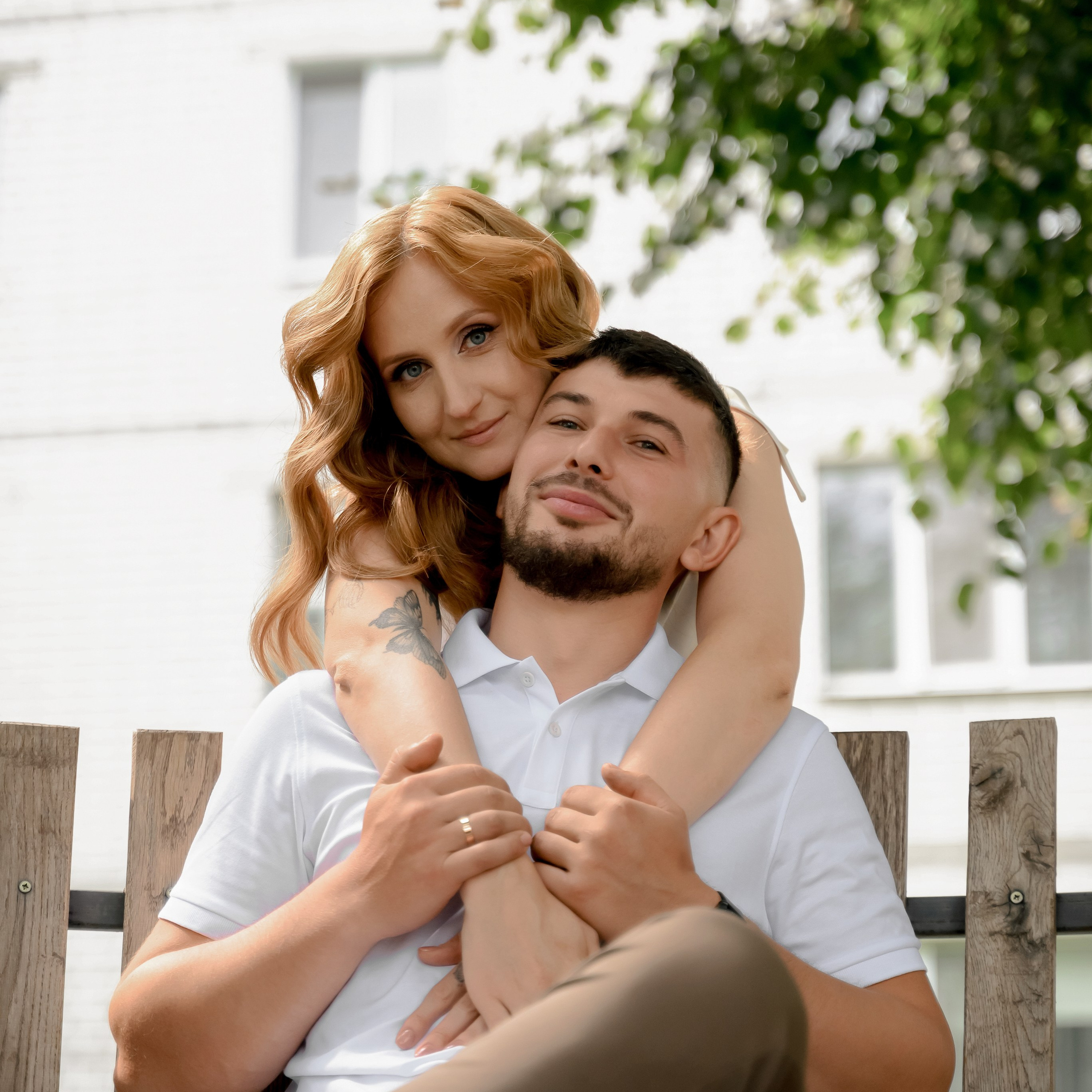 A&V