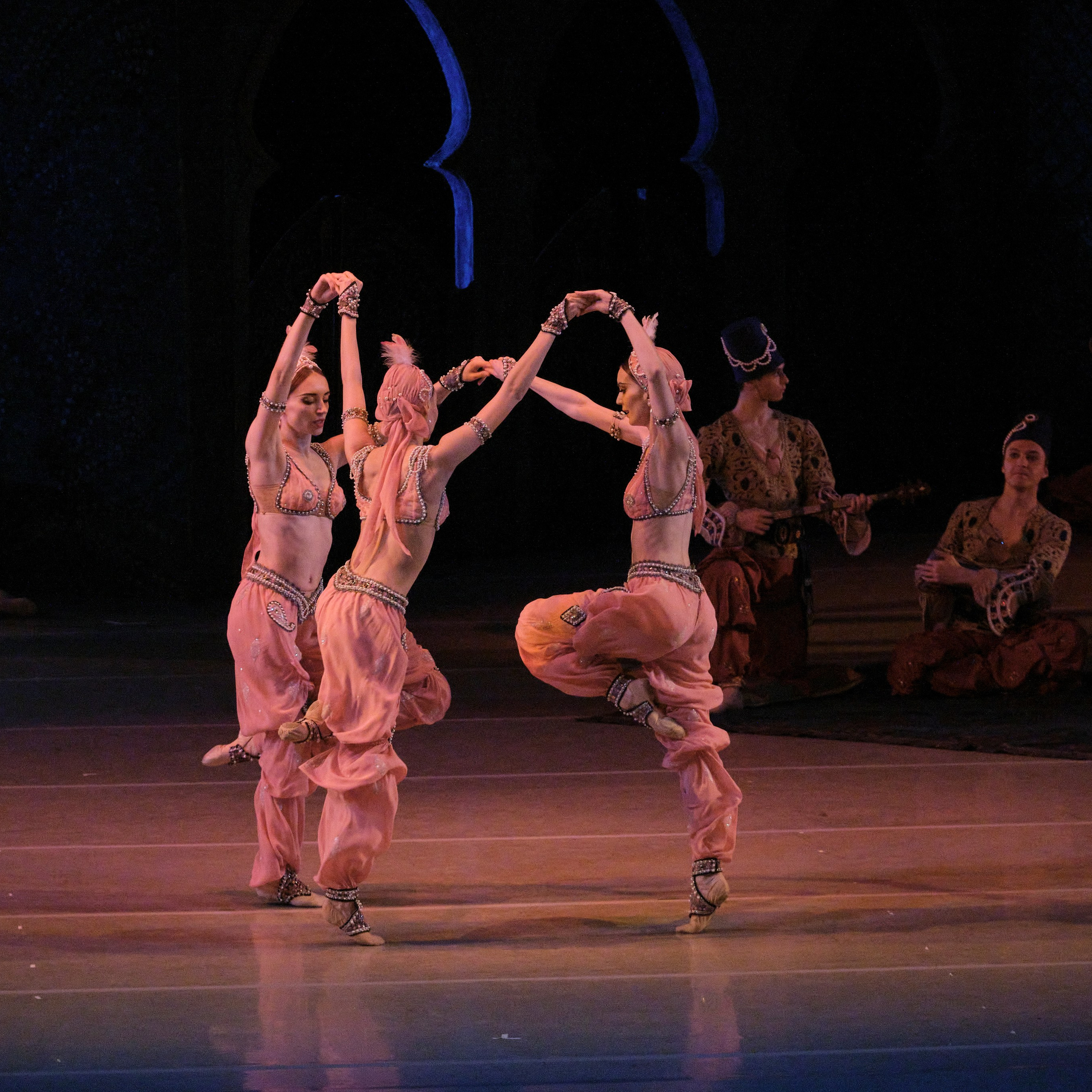 Красивое женское арт фото Михаил Егоров Санкт-Петербург