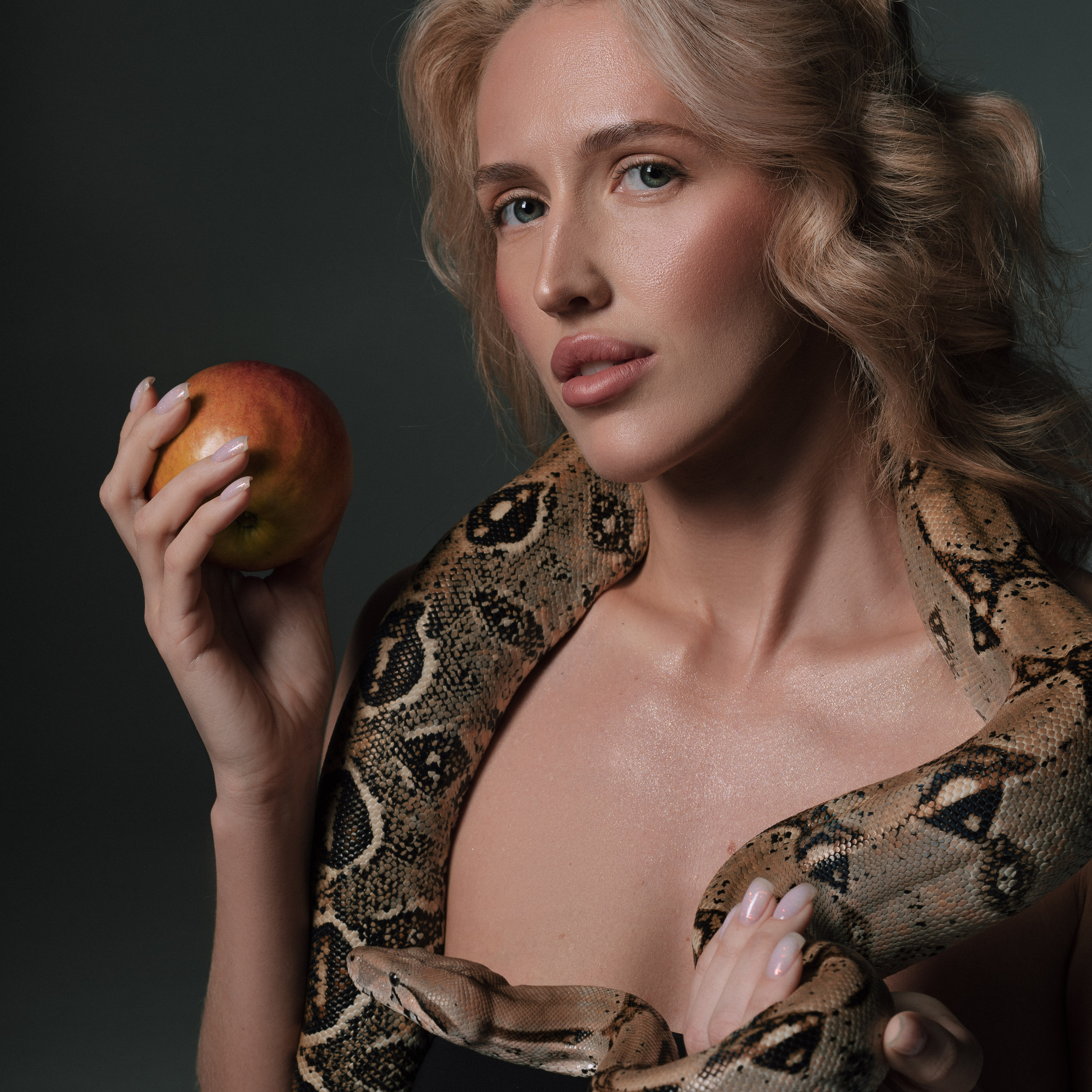 Александра