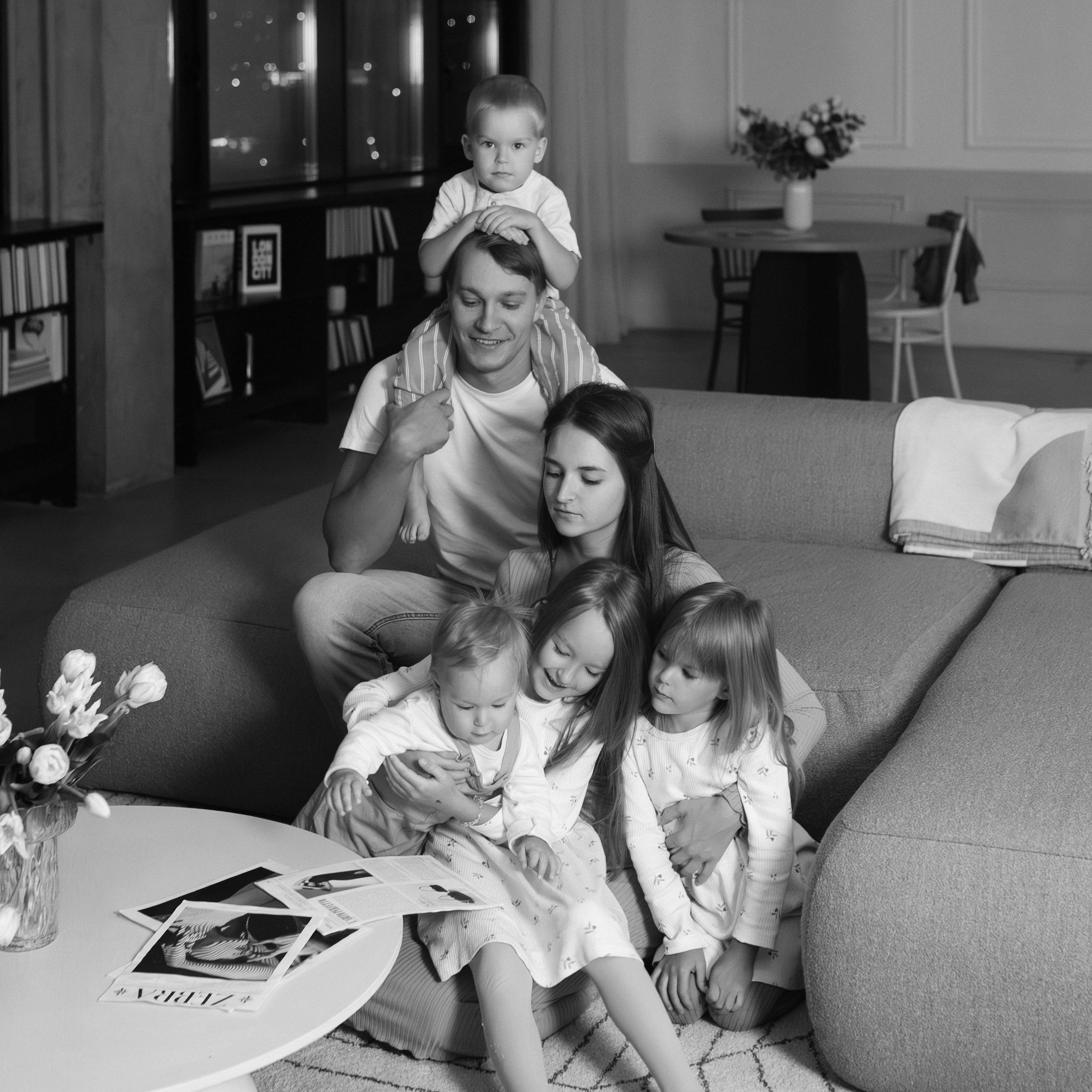 ЮЛЯ, ДАНИИЛ, ЛЮДА, ДАША, ЯРИК И ФЕДЯ ` 25