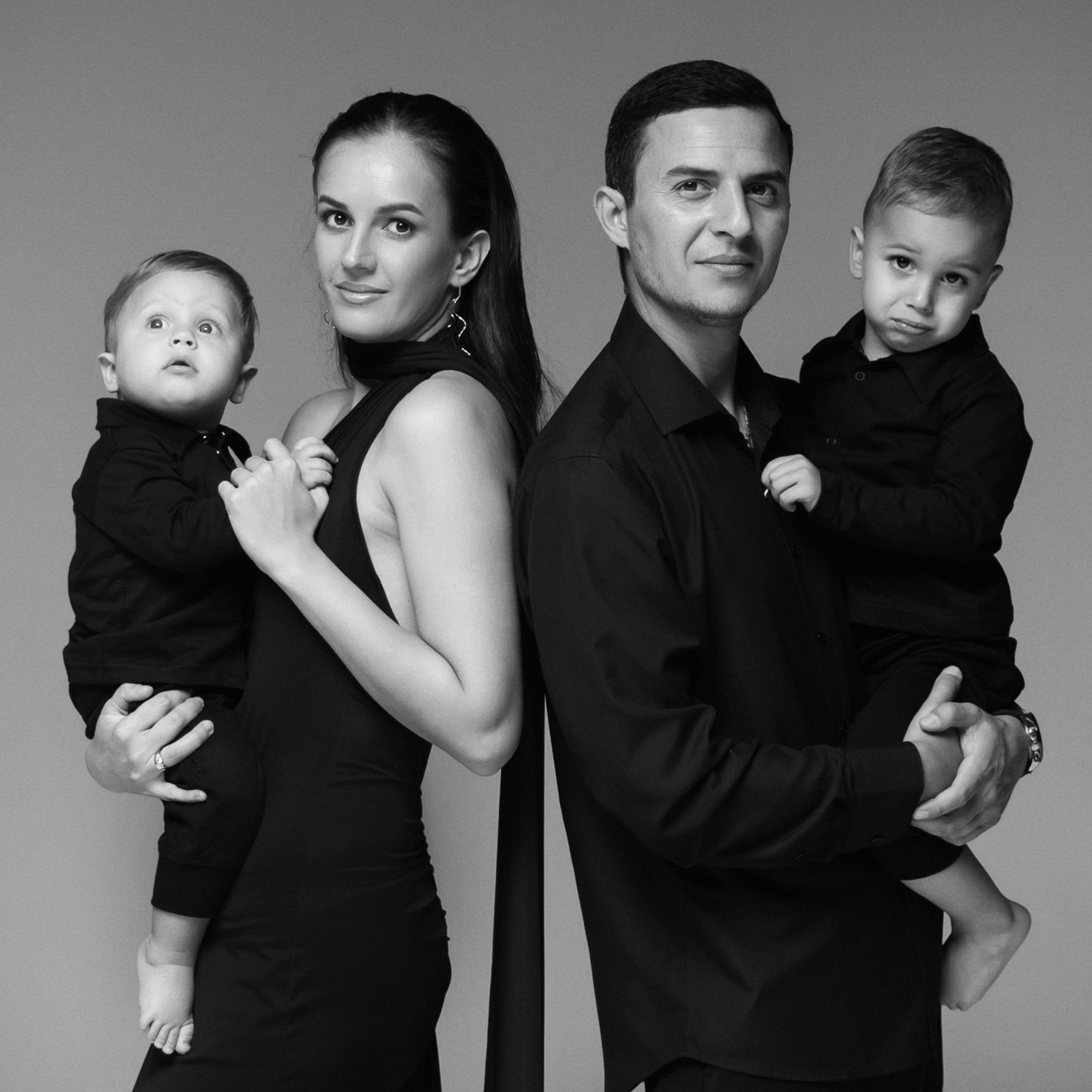 КСЮША, САША, ТЕМА И РОМА ` 25