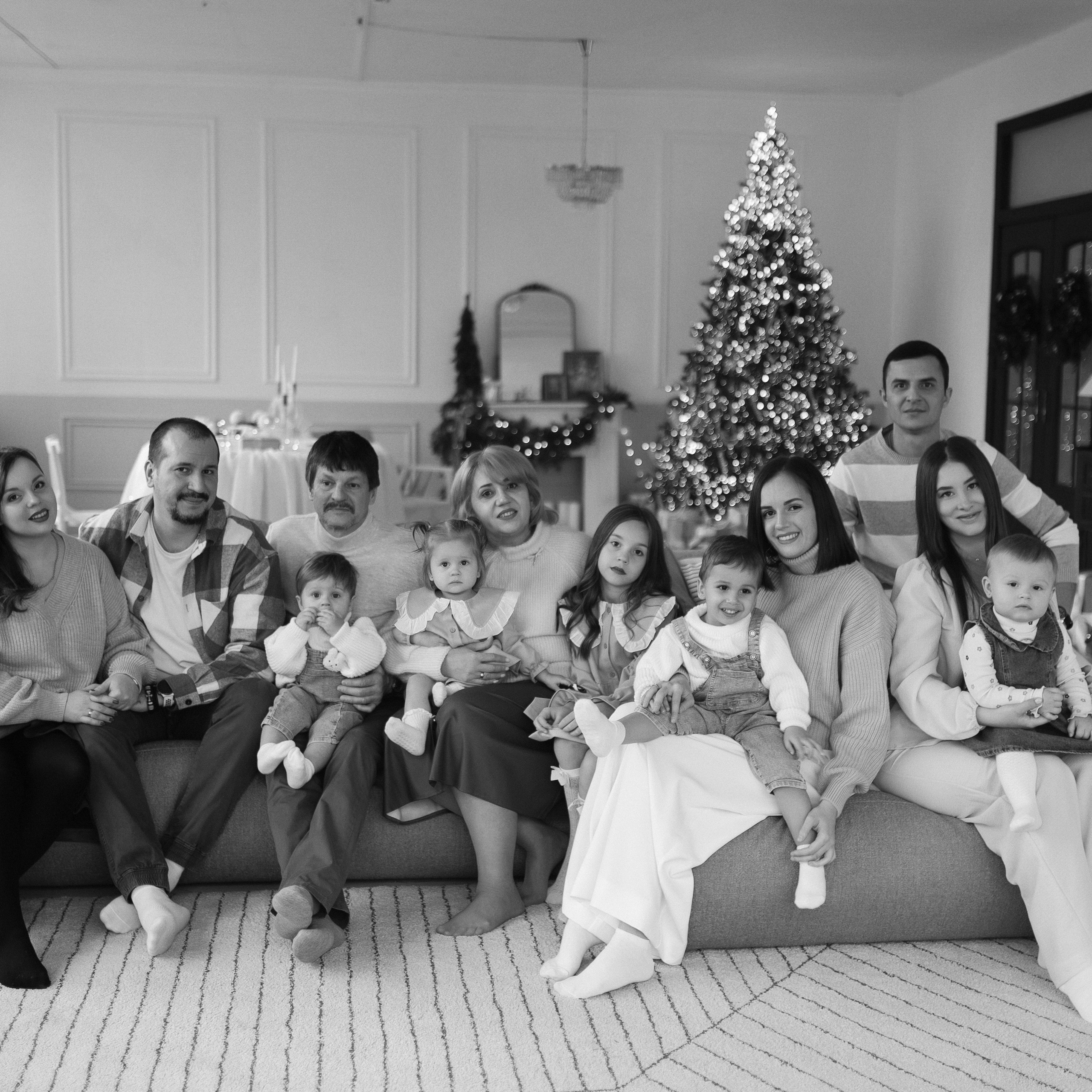 СЕМЬЯ ЯГОДКИНЫХ ` 25