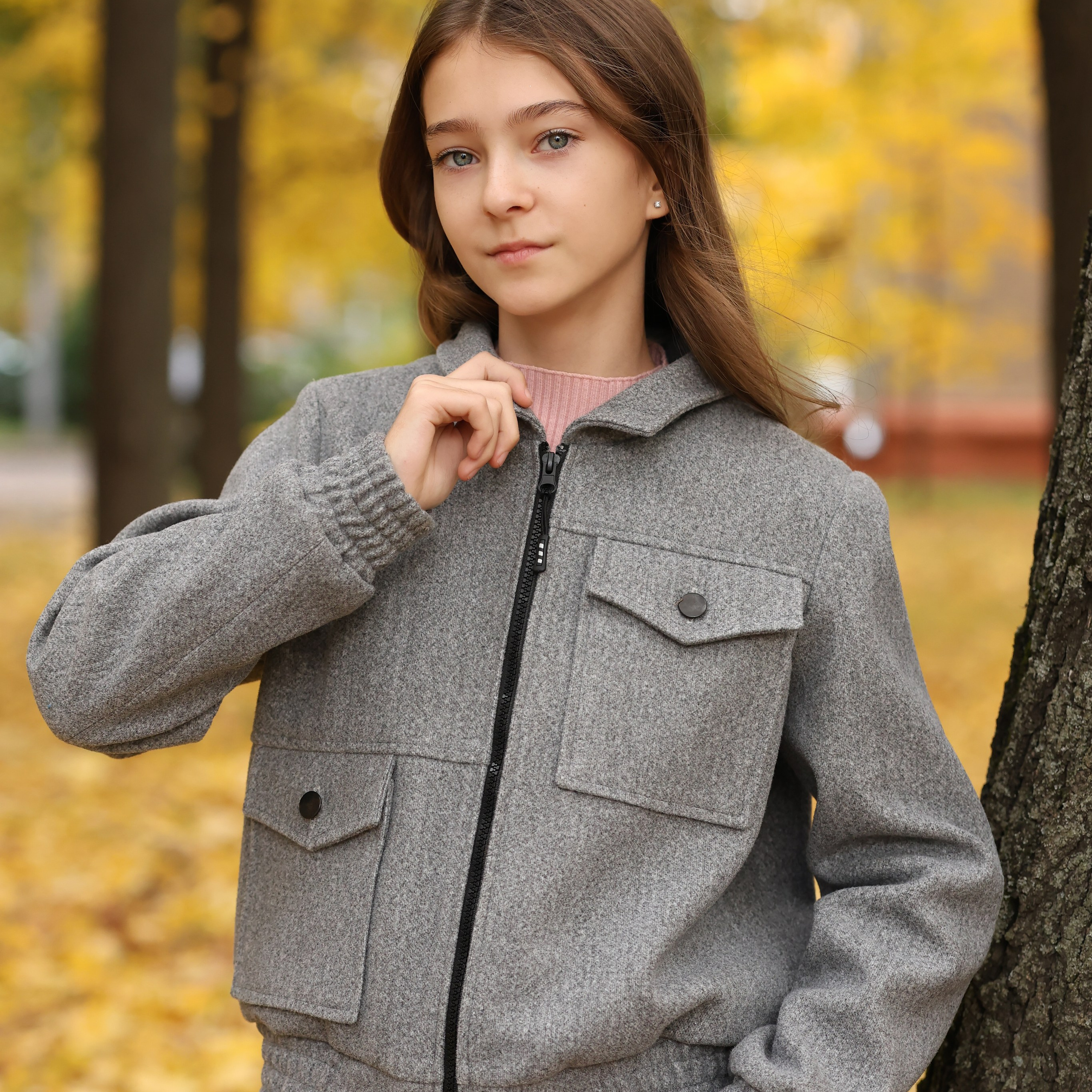 Съемка портретов, модельного портфолио и тестов, съемки для брендов, фотопрогулки. Фотограф Мила Хлусова, Москва. Живые портреты, модельное портфолио и фотопрогулки