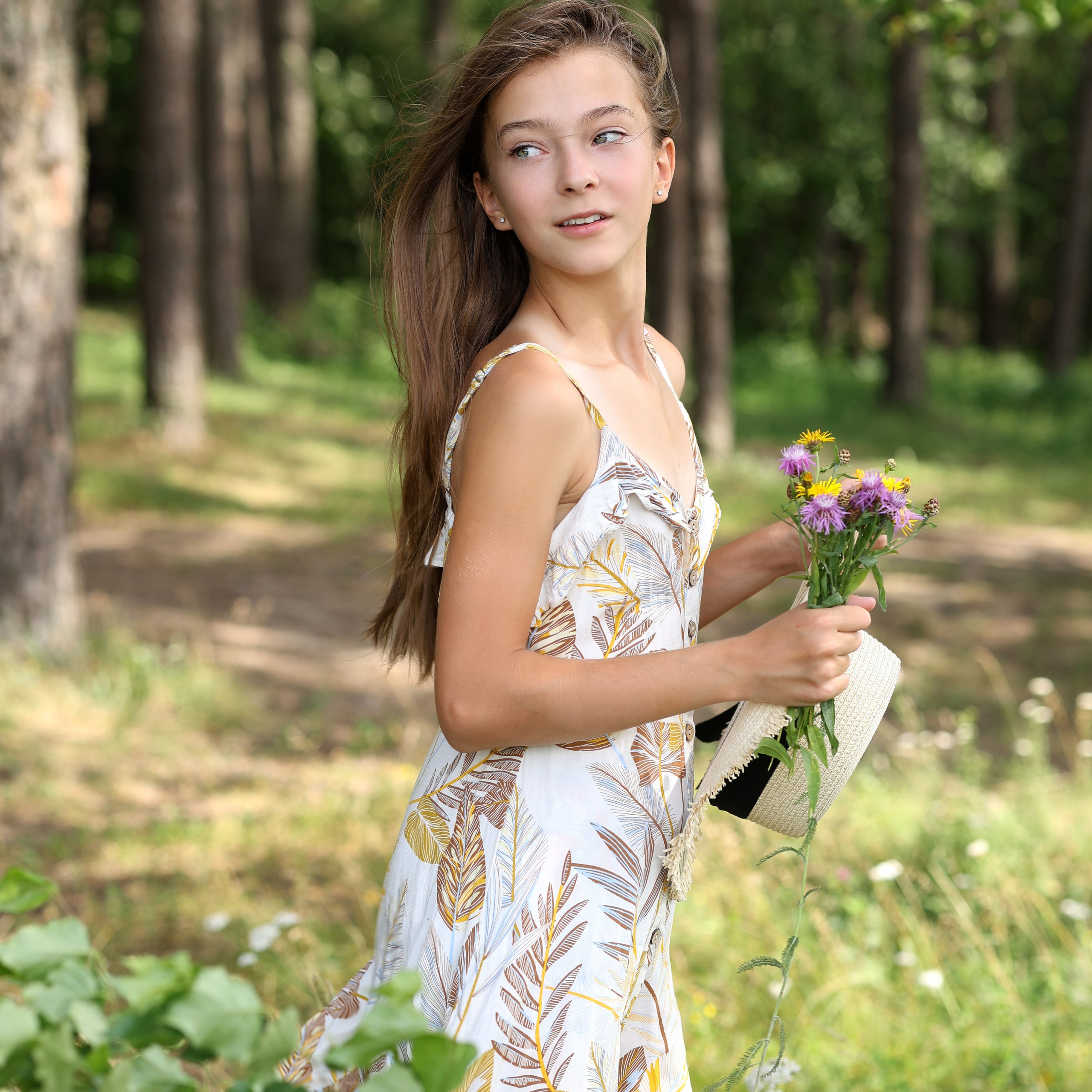 Съемка портретов, модельного портфолио и тестов, съемки для брендов, фотопрогулки. Фотограф Мила Хлусова, Москва. Живые портреты, модельное портфолио и фотопрогулки