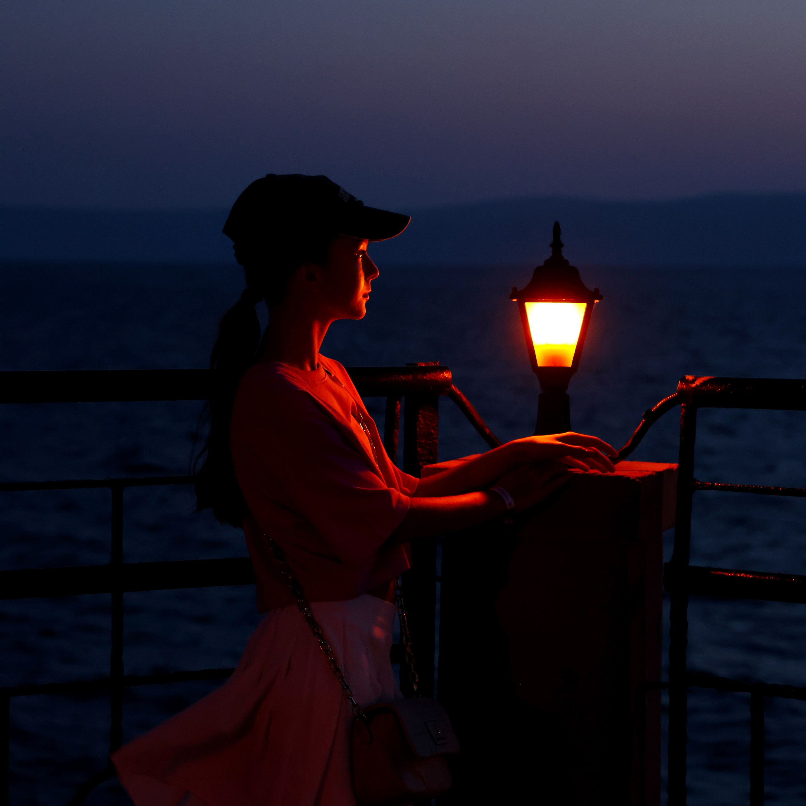 Съемка портретов, модельного портфолио и тестов, съемки для брендов, фотопрогулки. Фотограф Мила Хлусова, Москва. Живые портреты, модельное портфолио и фотопрогулки