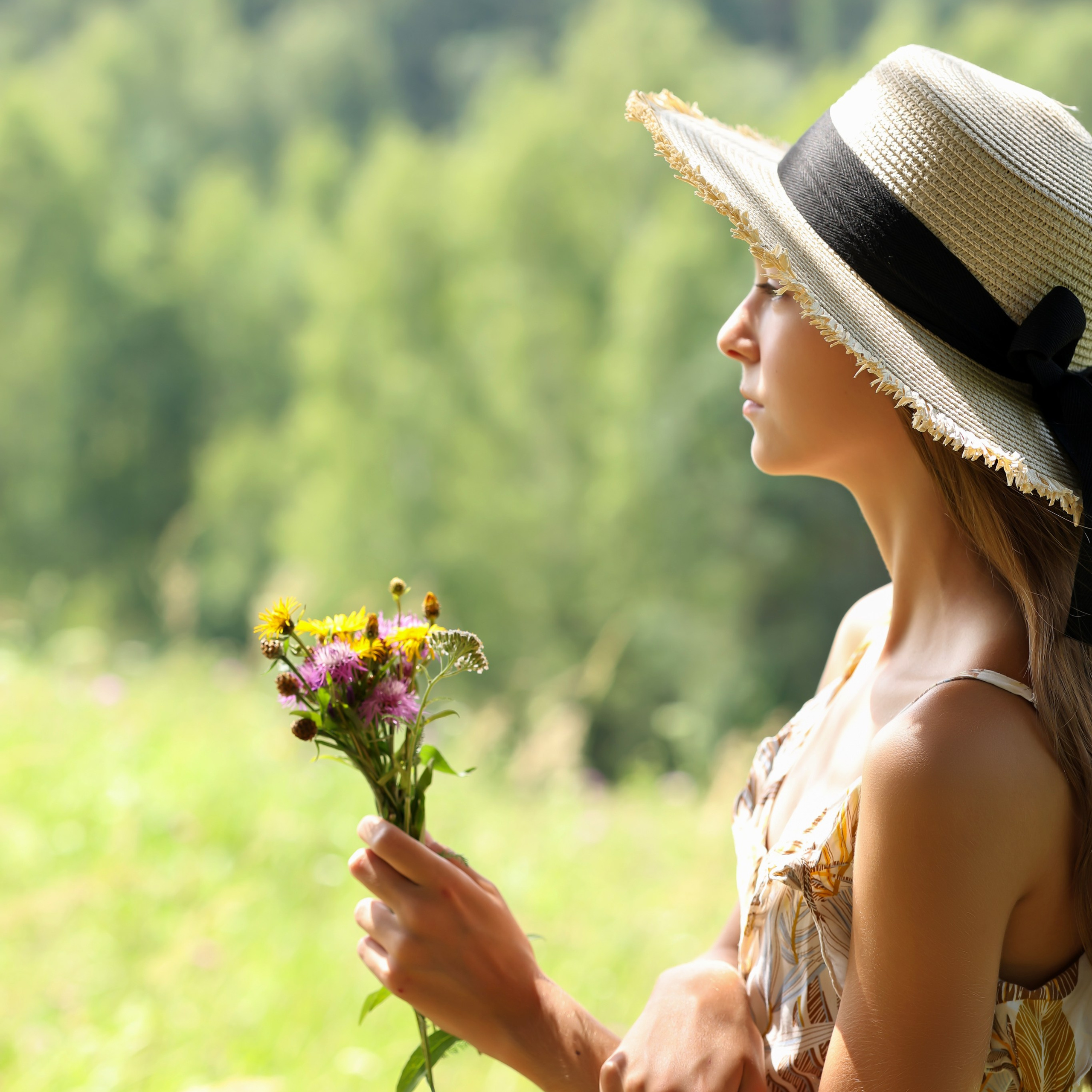 Съемка портретов, модельного портфолио и тестов, съемки для брендов, фотопрогулки. Фотограф Мила Хлусова, Москва. Живые портреты, модельное портфолио и фотопрогулки