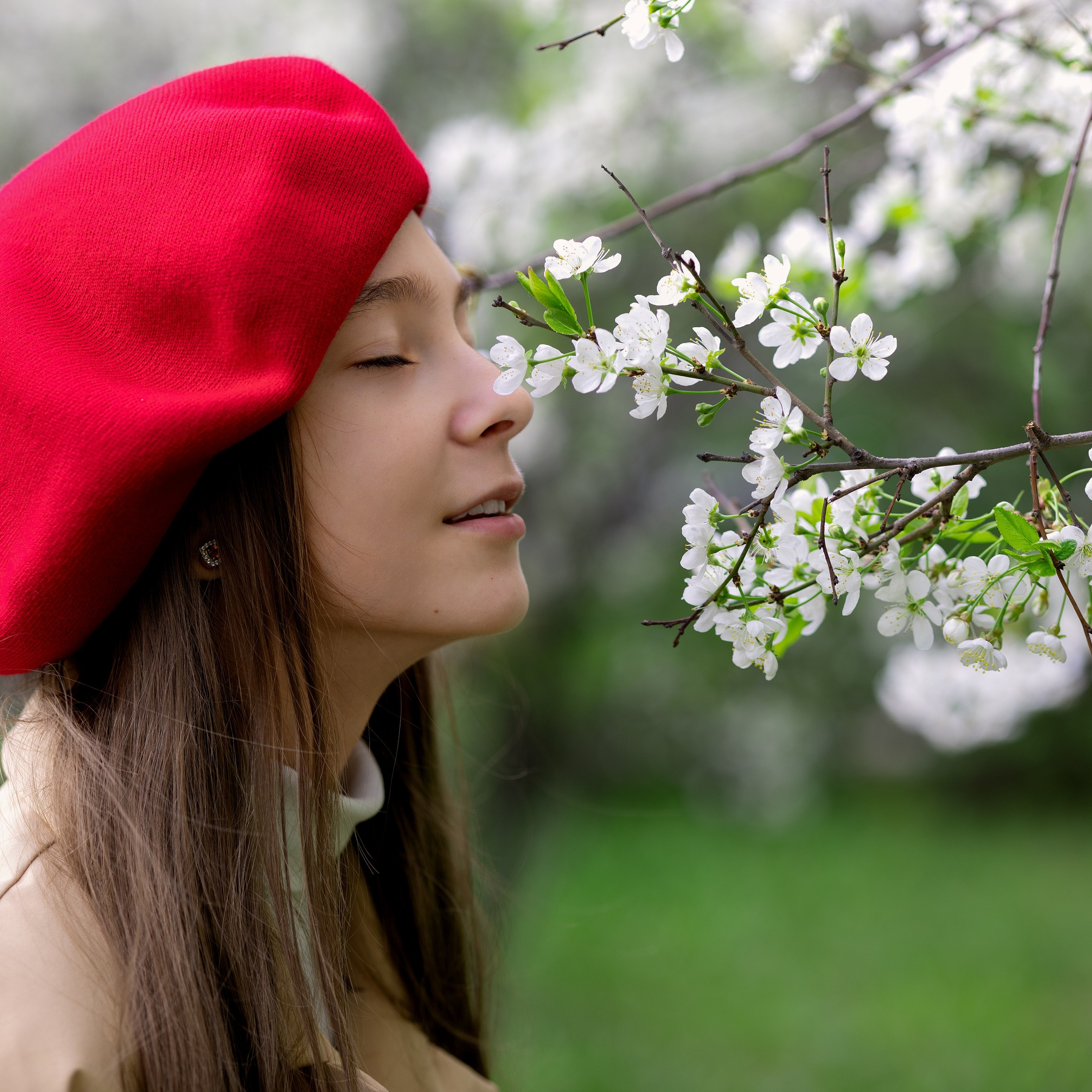 Съемка портретов, модельного портфолио и тестов, съемки для брендов, фотопрогулки. Фотограф Мила Хлусова, Москва. Живые портреты, модельное портфолио и фотопрогулки