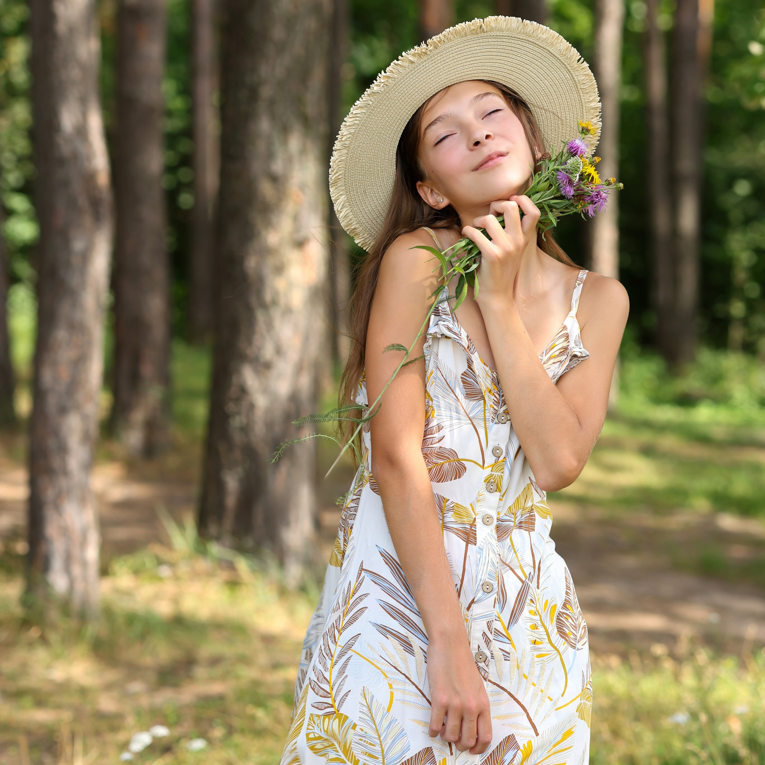 Съемка портретов, модельного портфолио и тестов, съемки для брендов, фотопрогулки. Фотограф Мила Хлусова, Москва. Живые портреты, модельное портфолио и фотопрогулки