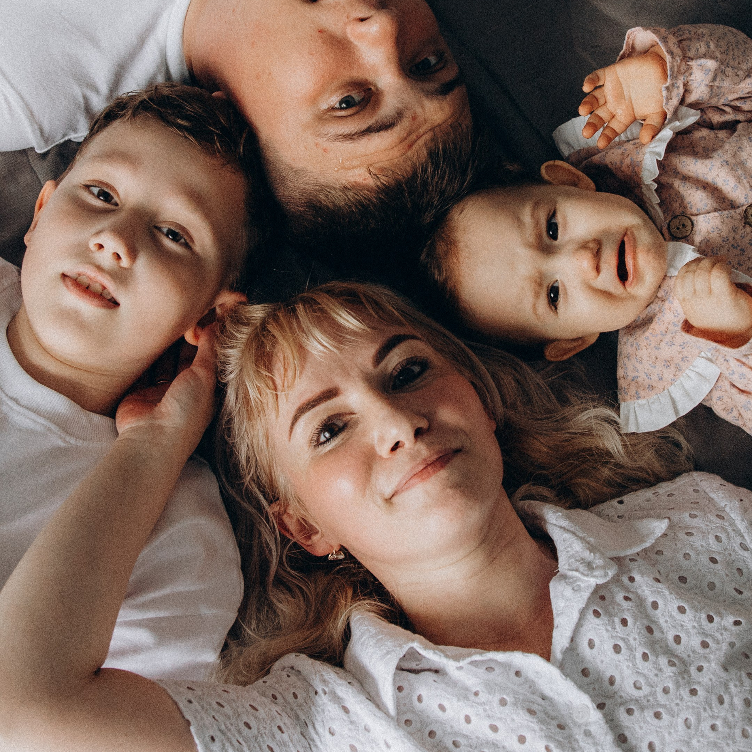 дома у Дианы)