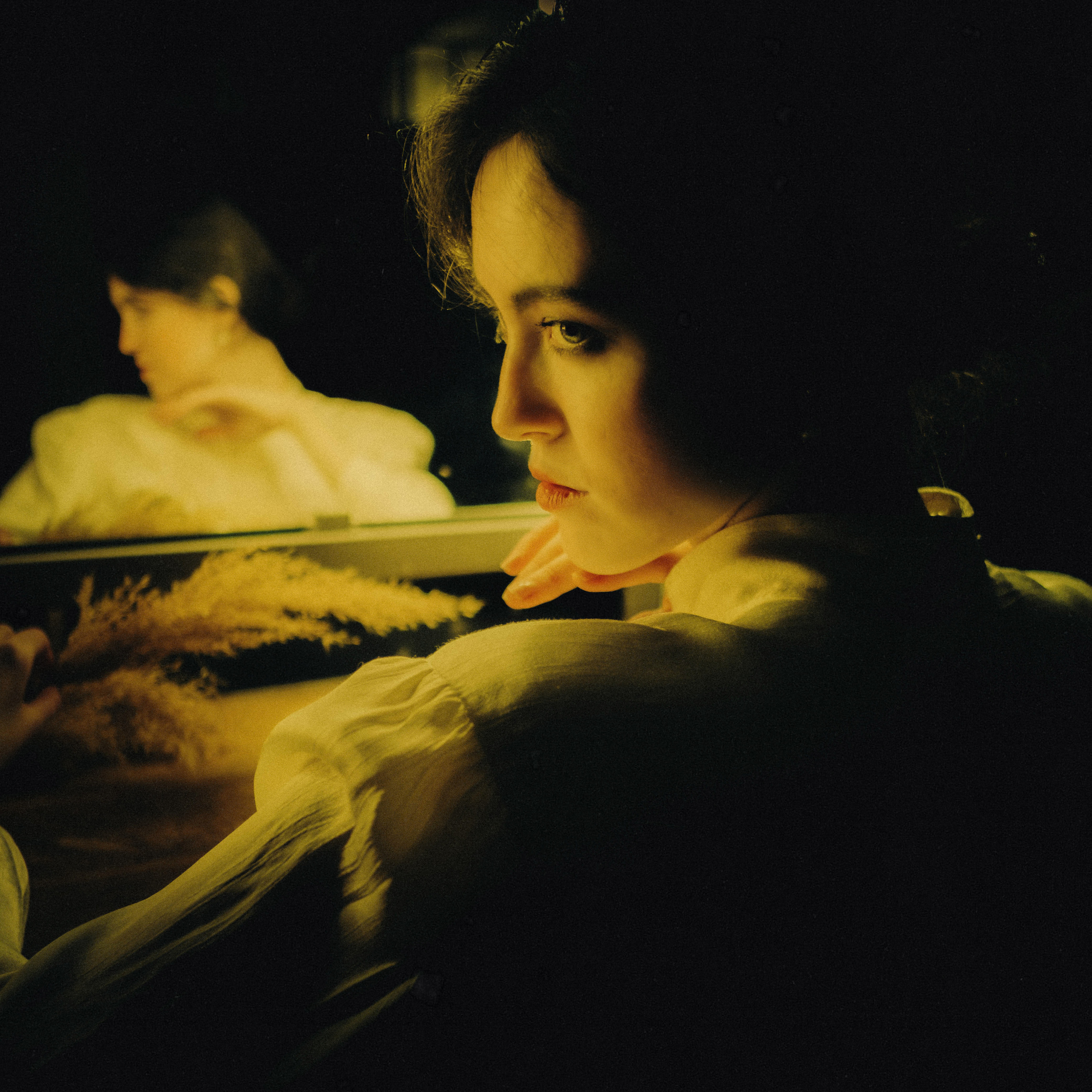 Secrets of the mirror