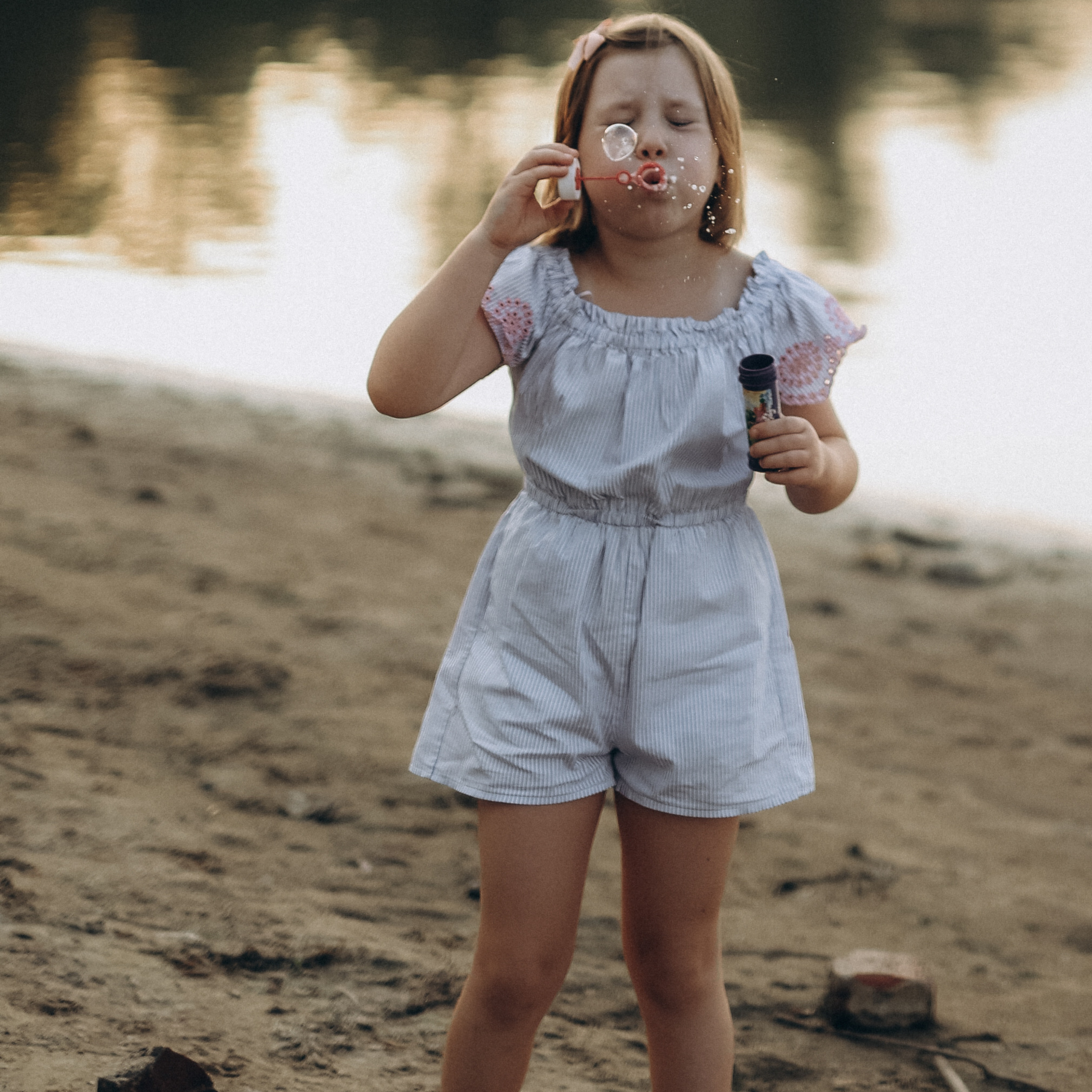 Прогулка у воды