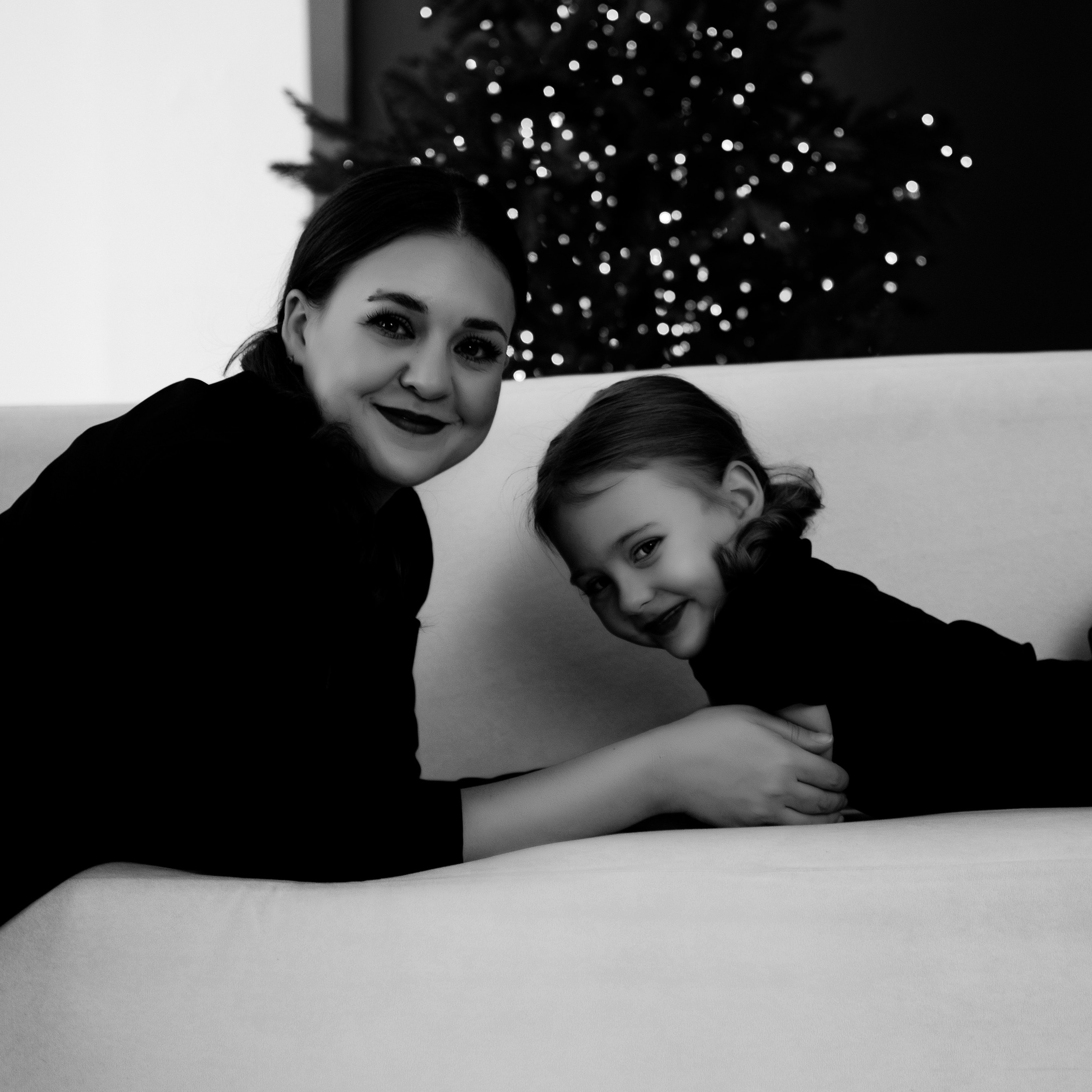 Елена и Соня '24