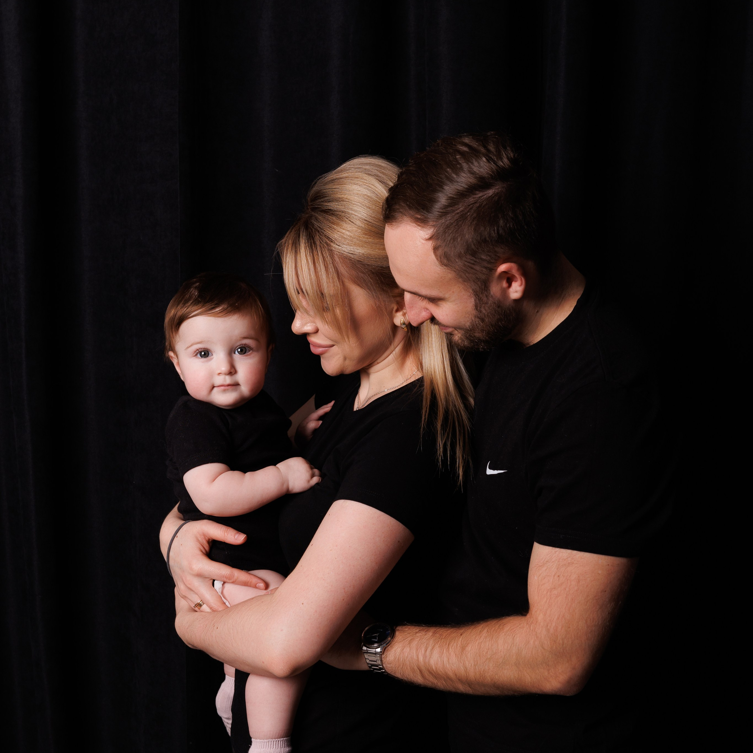 Миша Вика и Мия