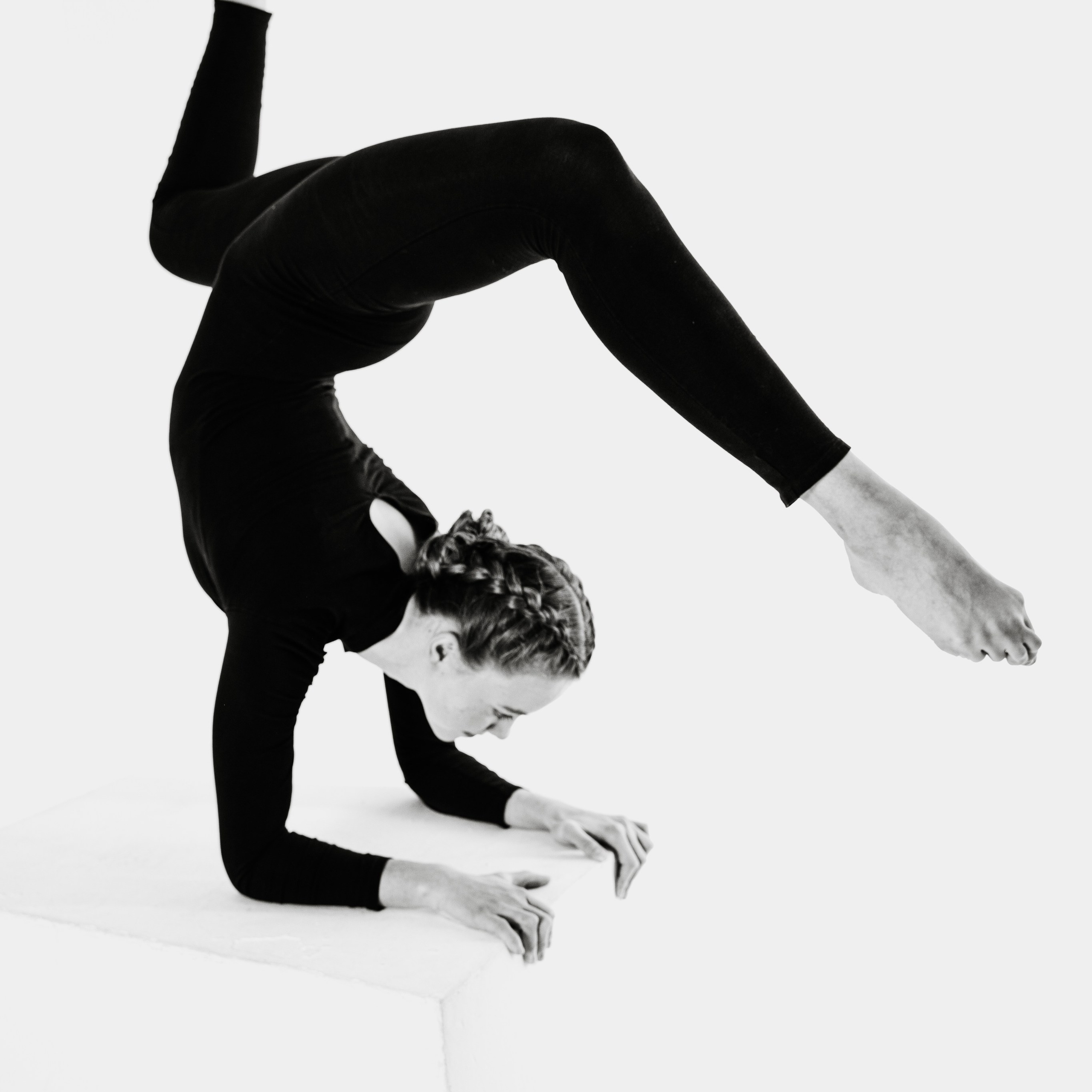 воздушные гимнастки