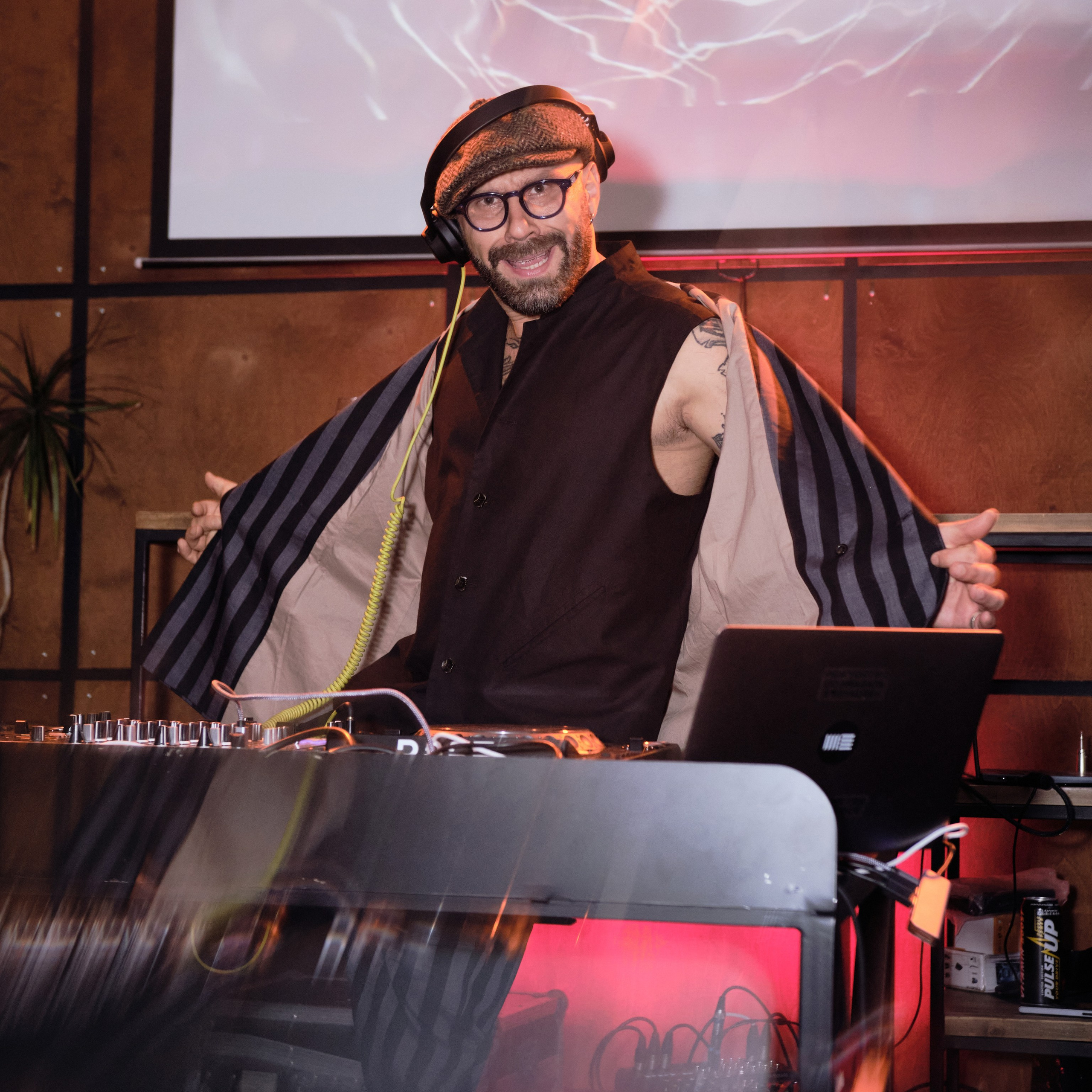 Вечеринка в&nbsp;честь лета