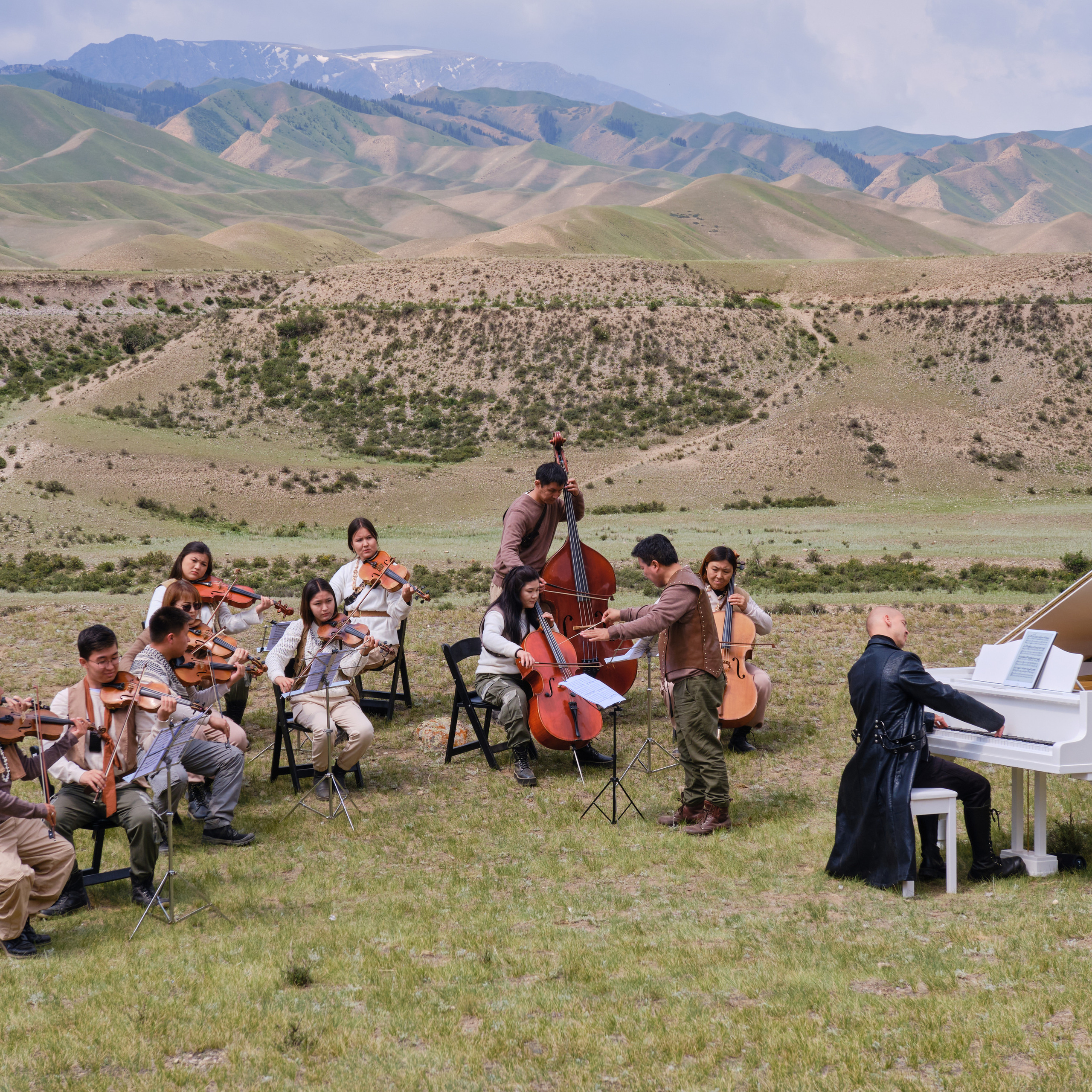 Оркестр в горах Кыргызстана