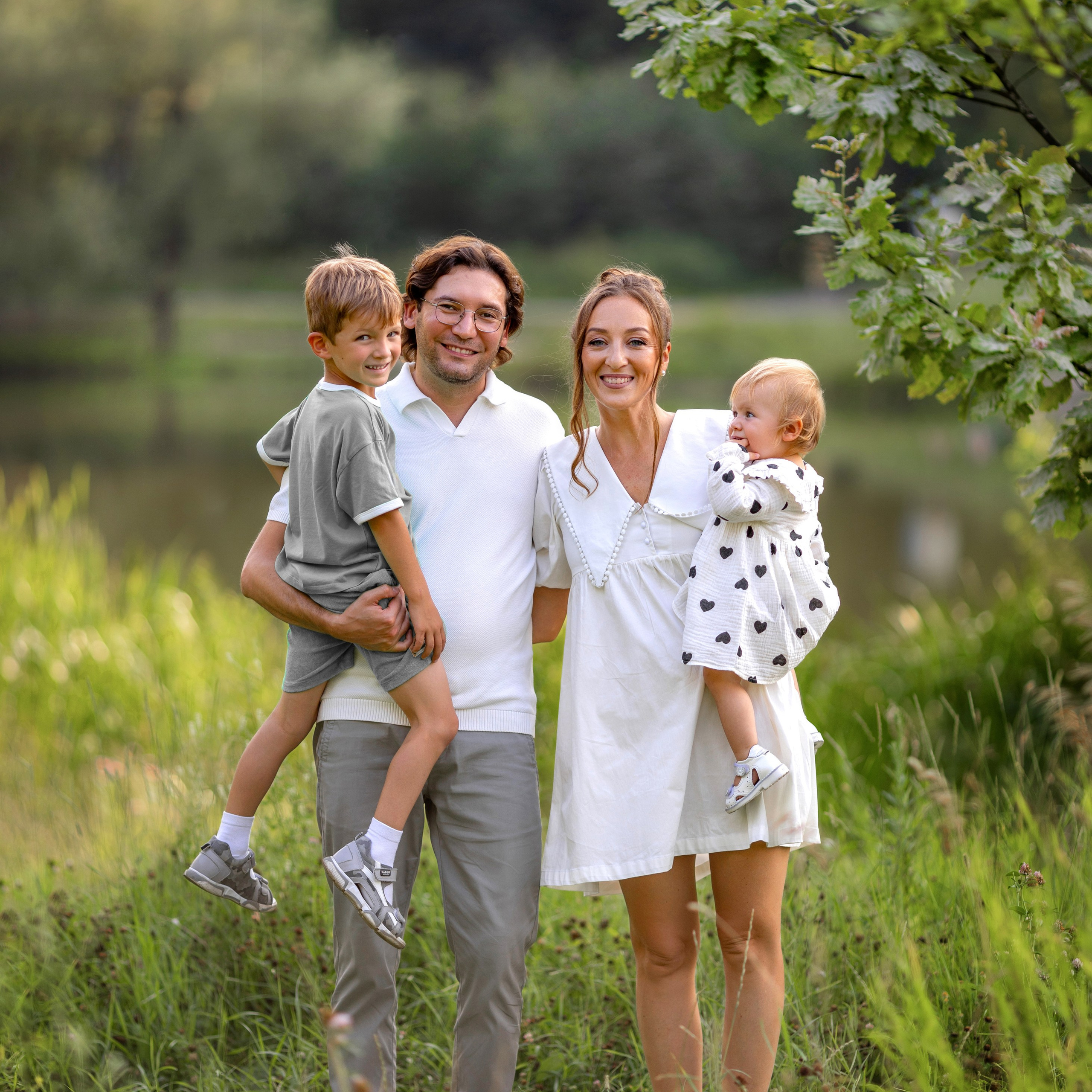 Гузель, Ренат, Тимур и Камилла