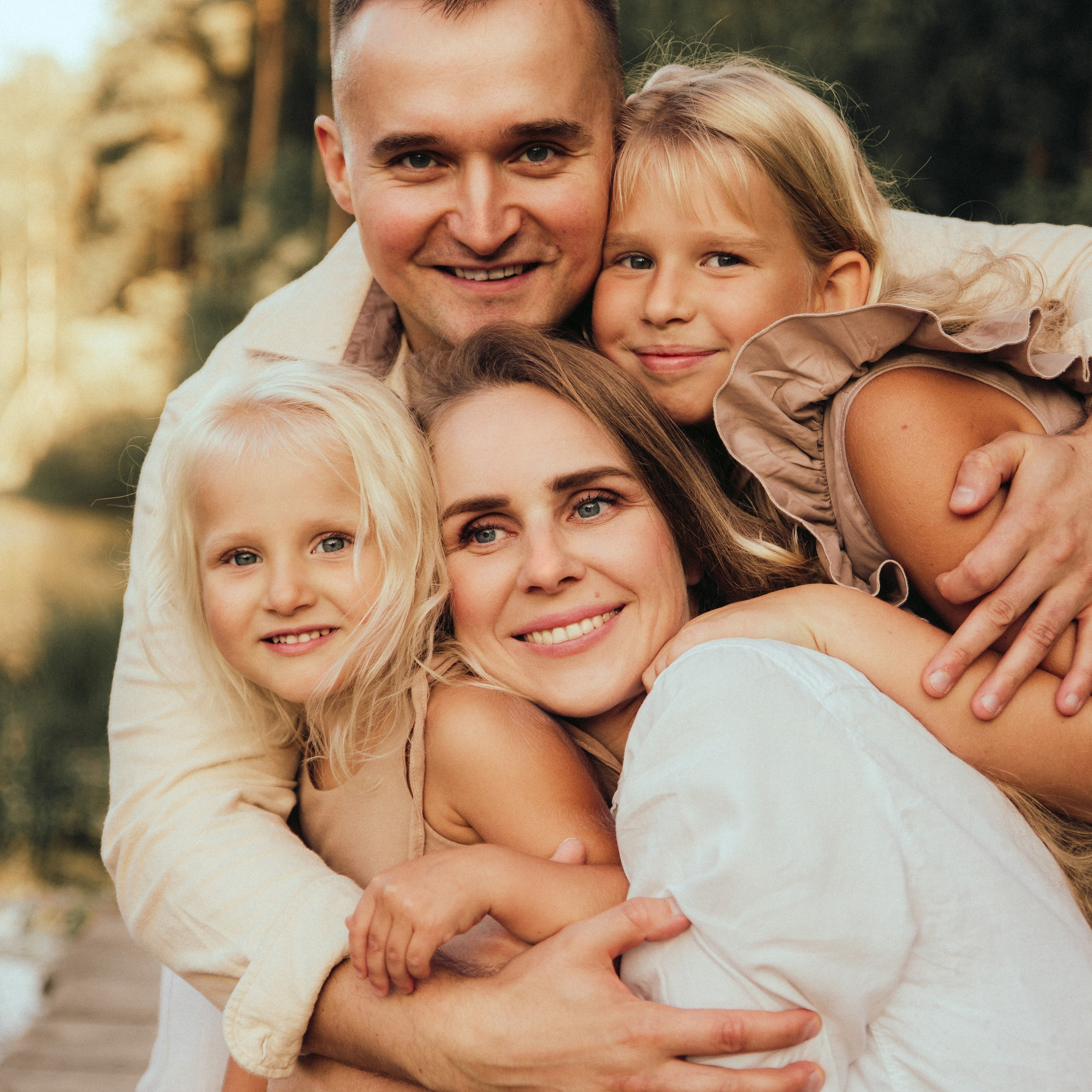 Олеся, Саша, Лера, Полина