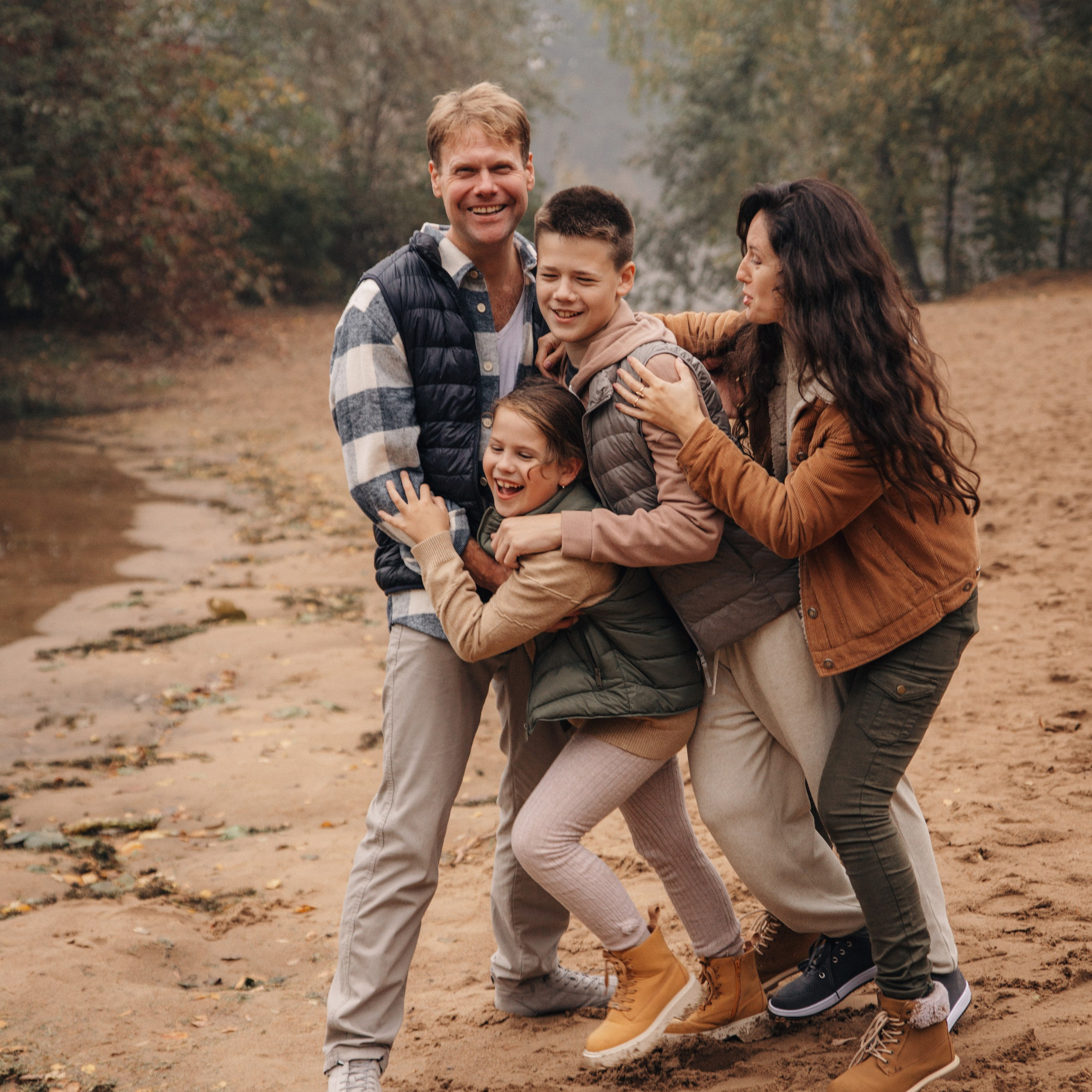 Алина, Саша, Андрей и Полина