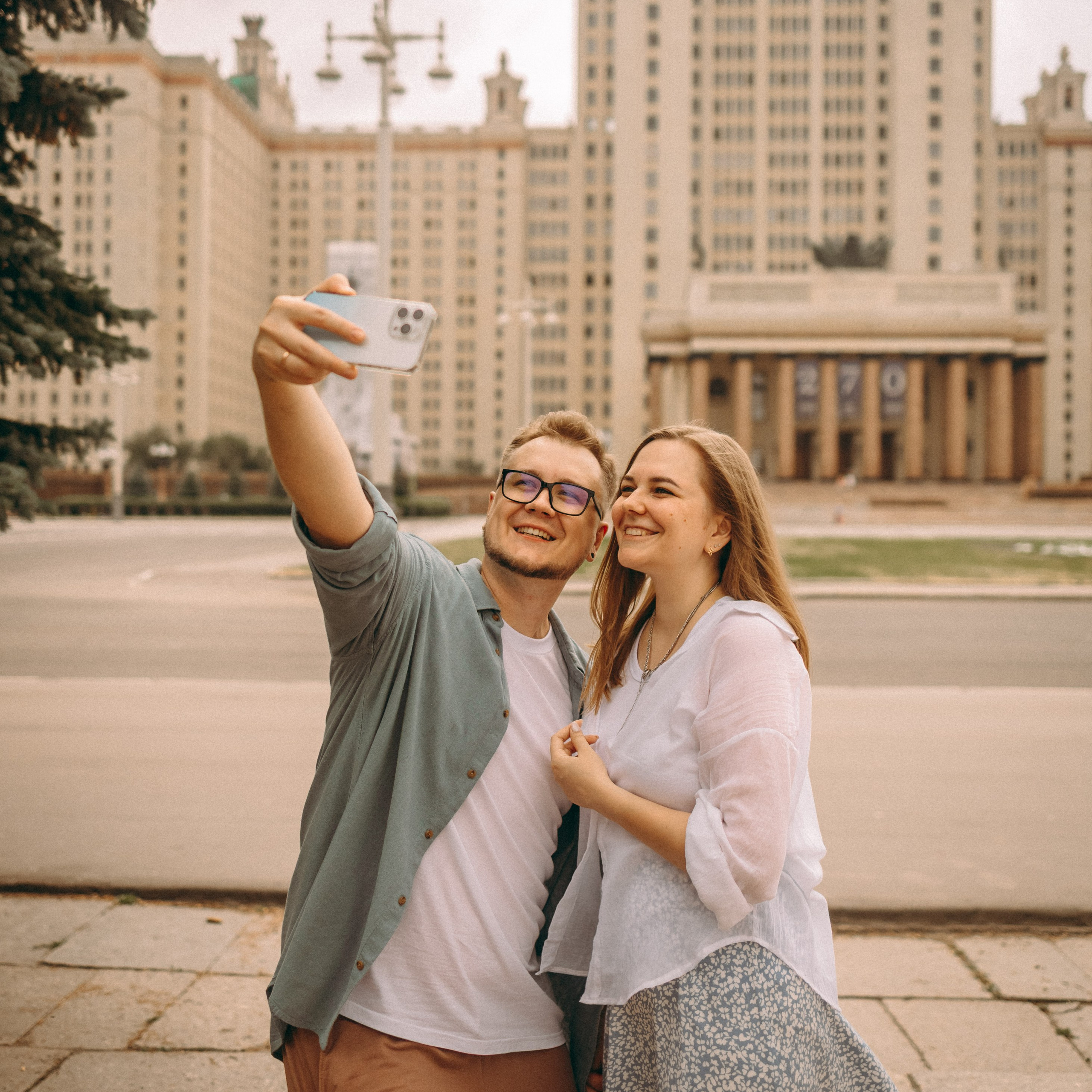 Лена и Артем