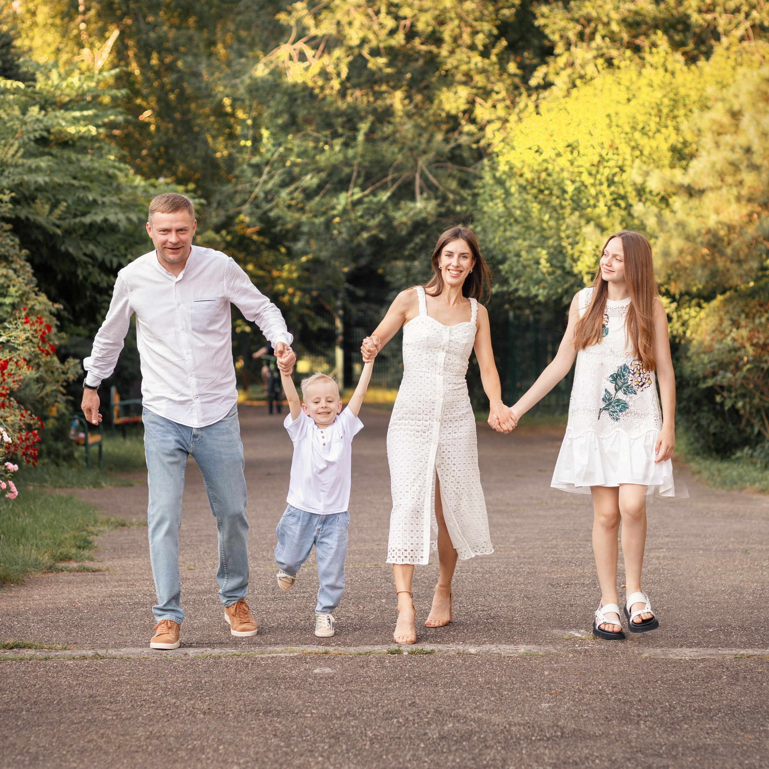 Полина, Сергей, Георгий, Эвелина