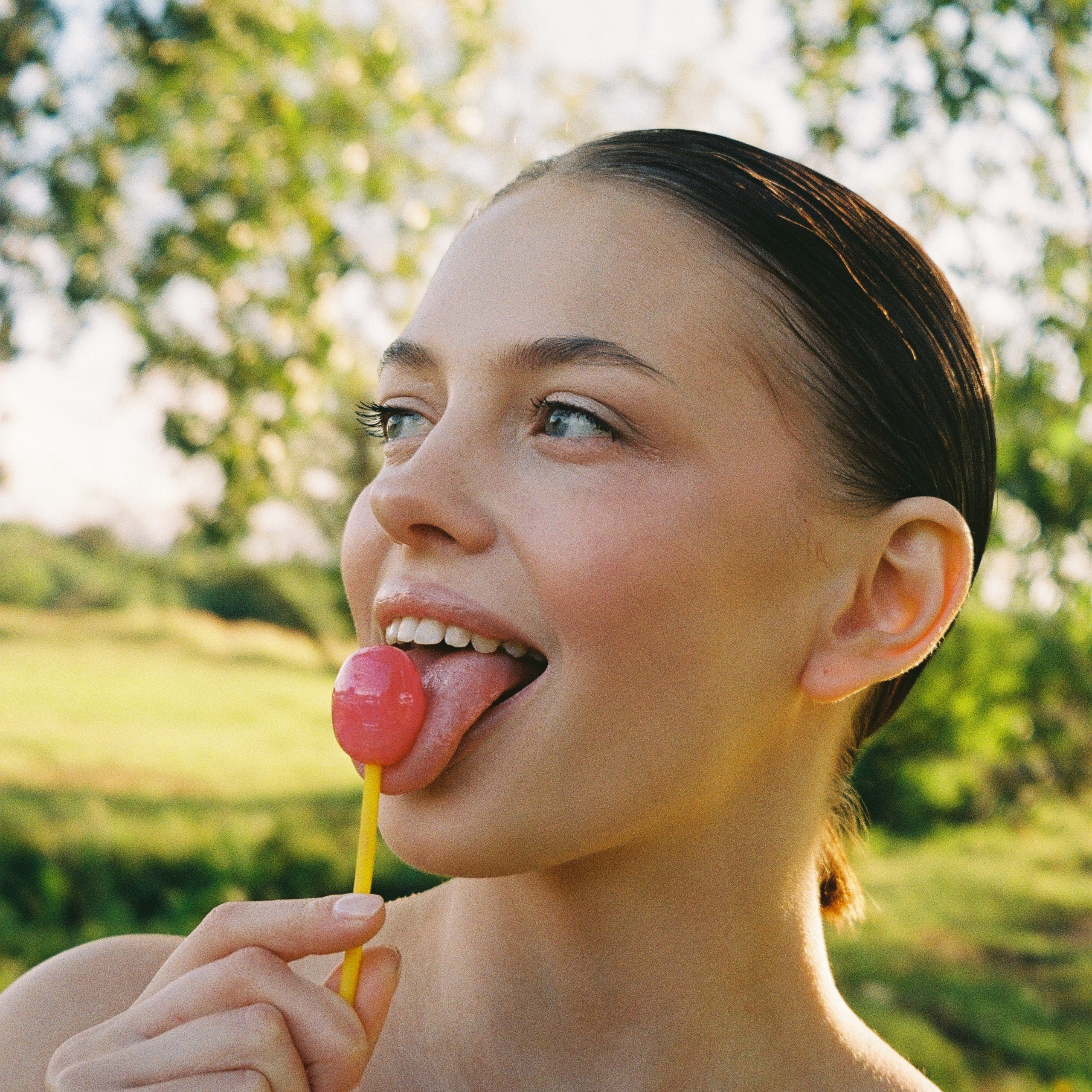 Полина на плёнку