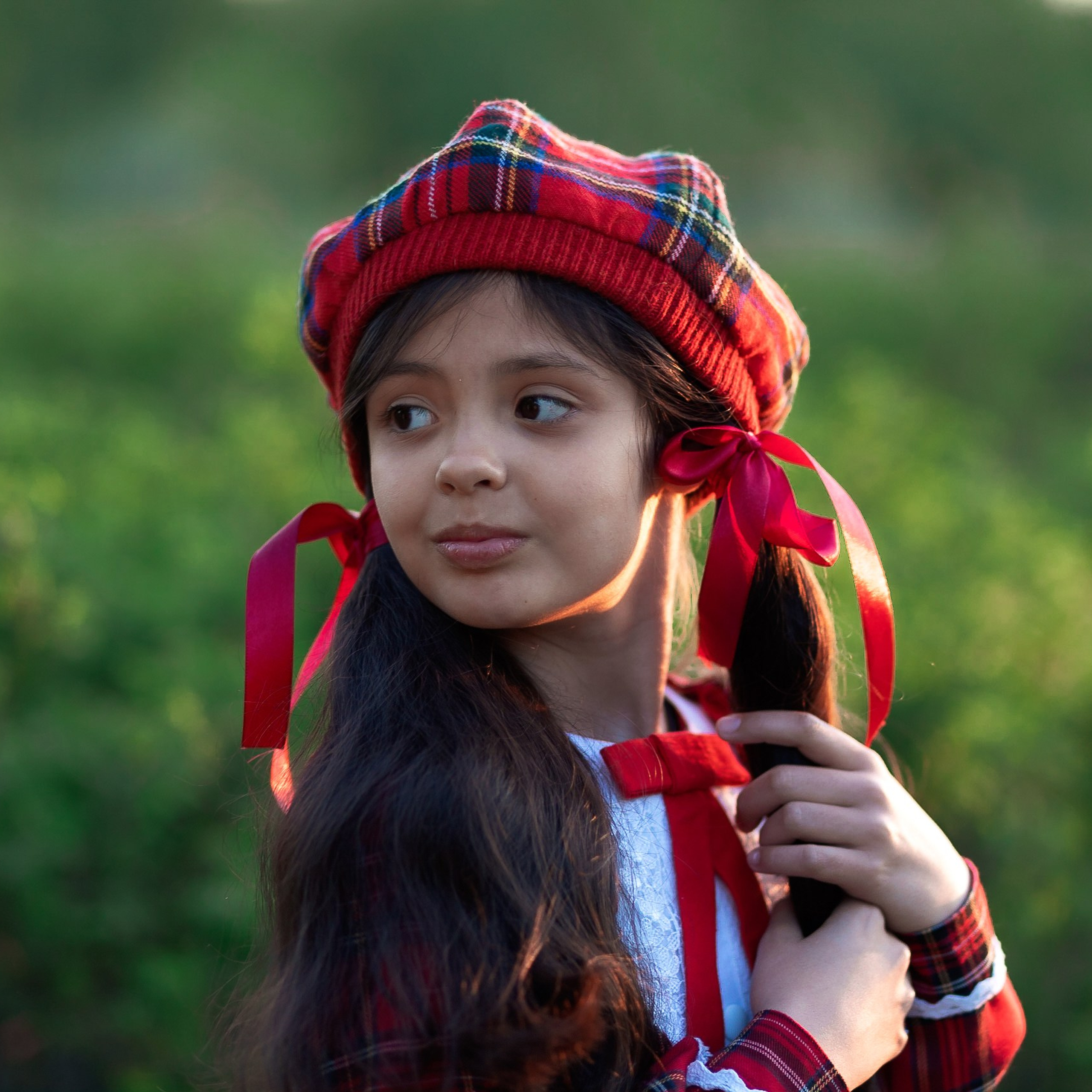 Даша и Стеша.Прогулка в парке Северном