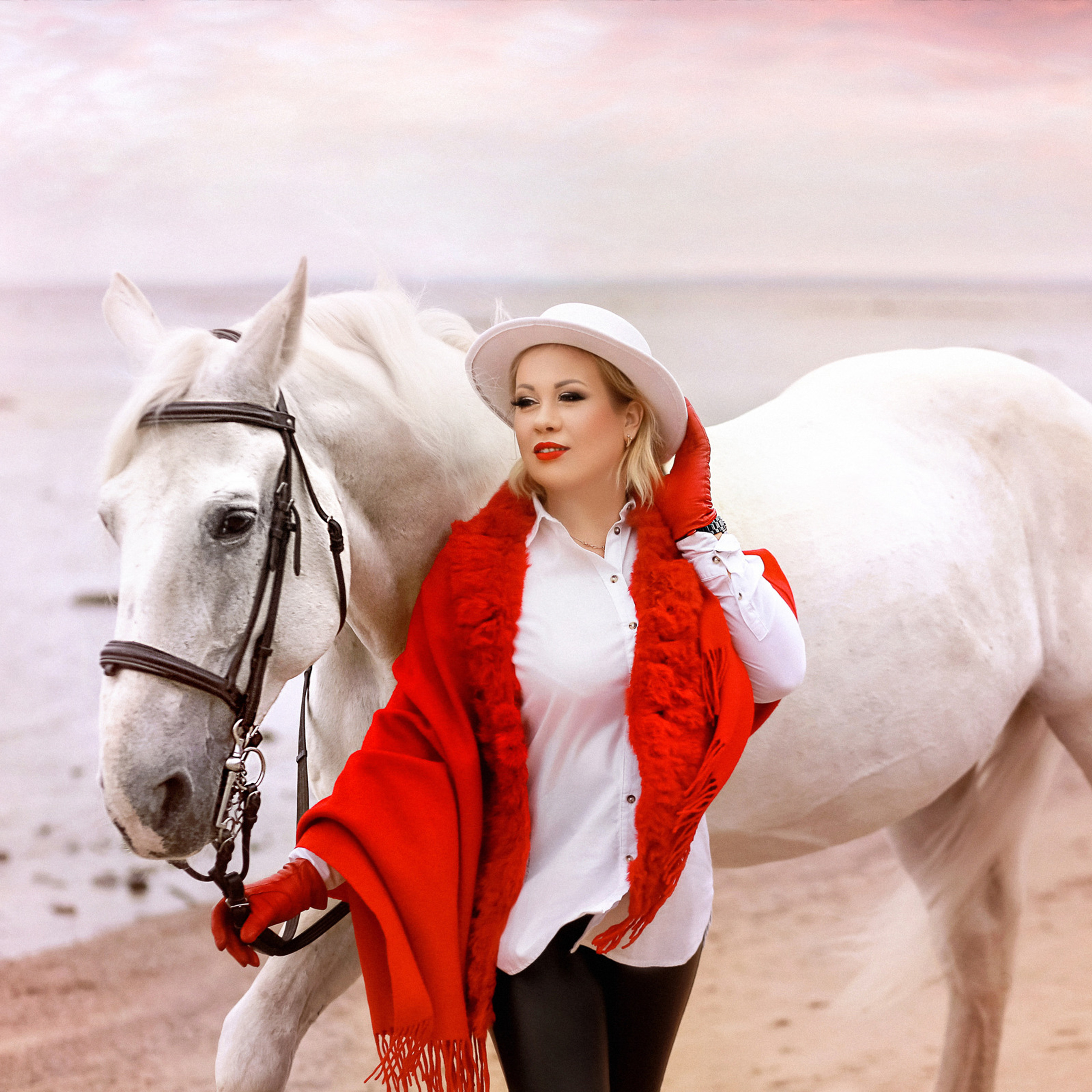 Катя и Гром