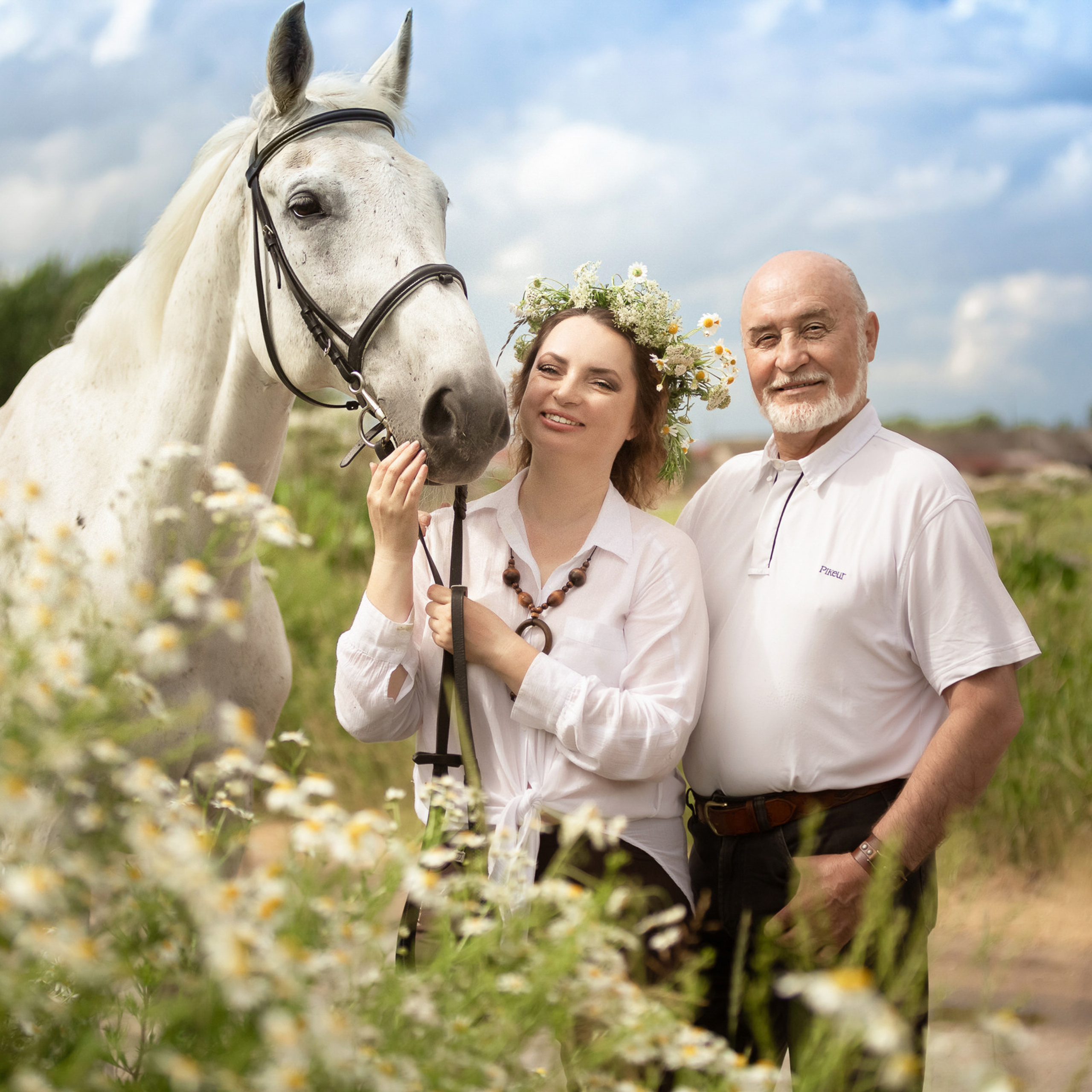 В поле с ромашками